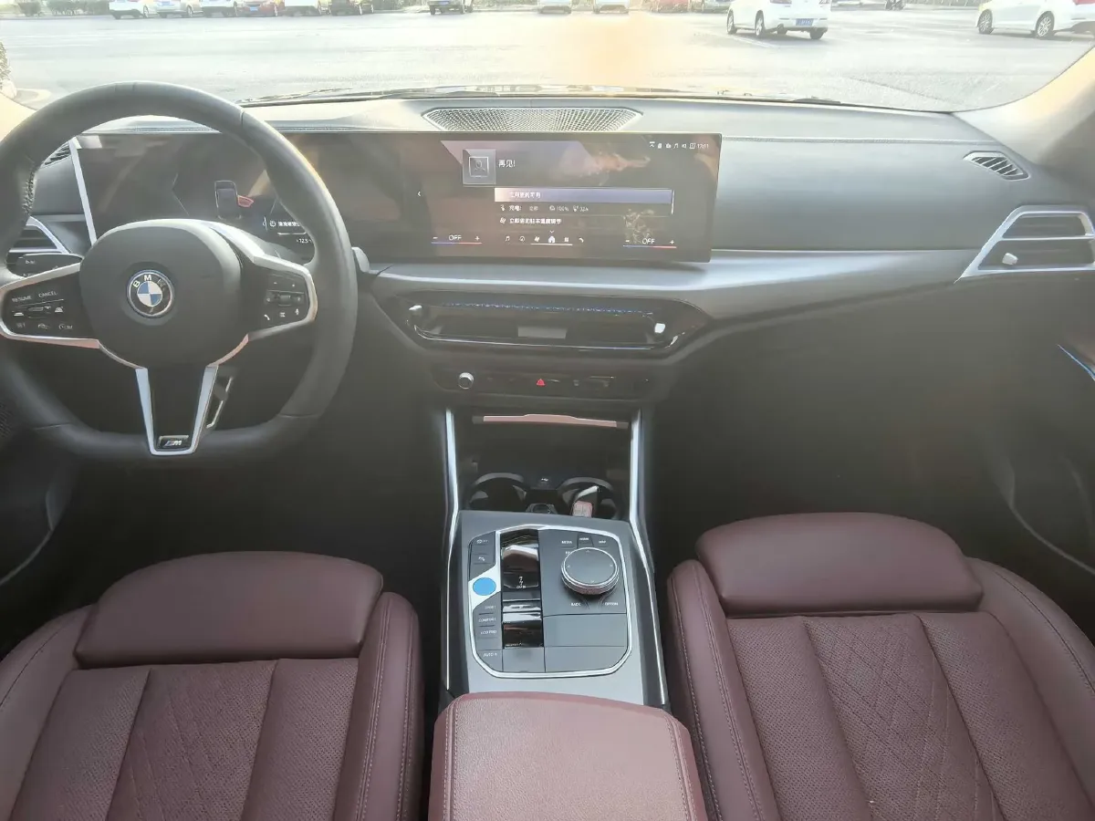 2025 BMW i3 BEV 70KWH,autocango,china used car exporter,china ev exporter,chinese used car exporter,chinese used ev exporter