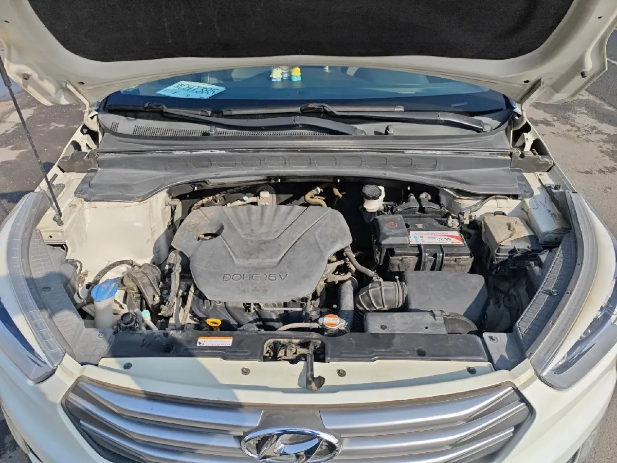 2015 Hyundai ix25 1.6L 125HP L4 6AT,autocango,china used car exporter,china ev exporter,chinese used car exporter,chinese used ev exporter