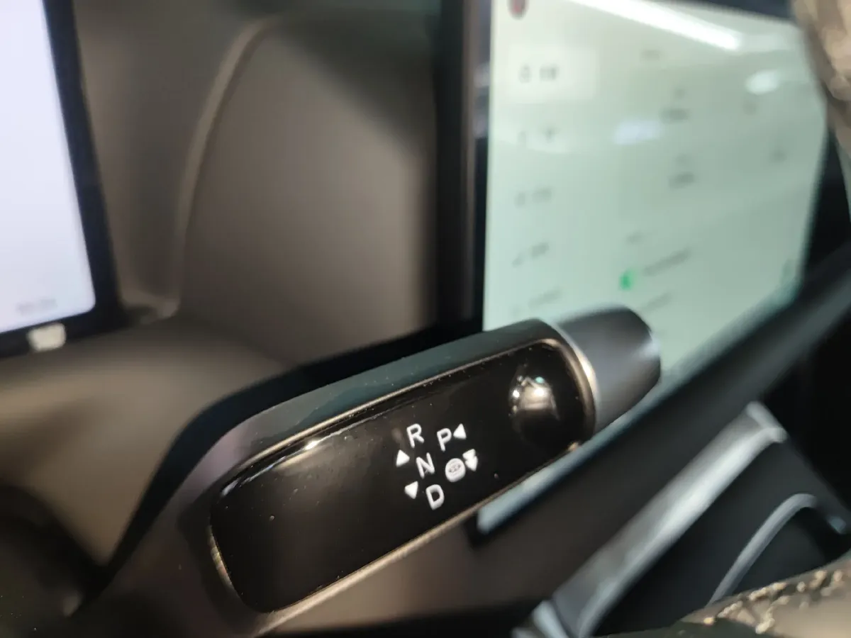 2025 Xpeng G9 BEV 93.1KWH,autocango,china used car exporter,china ev exporter,chinese used car exporter,chinese used ev exporter