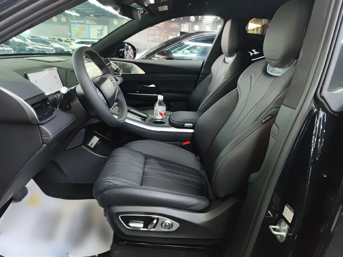 2025 Xpeng G9 BEV 93.1KWH,autocango,china used car exporter,china ev exporter,chinese used car exporter,chinese used ev exporter