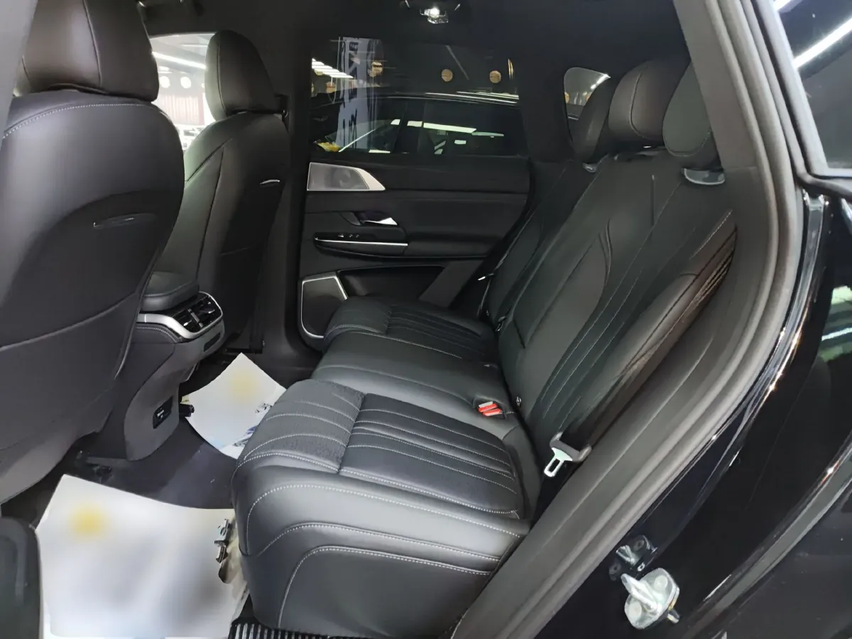 2025 Xpeng G9 BEV 93.1KWH,autocango,china used car exporter,china ev exporter,chinese used car exporter,chinese used ev exporter