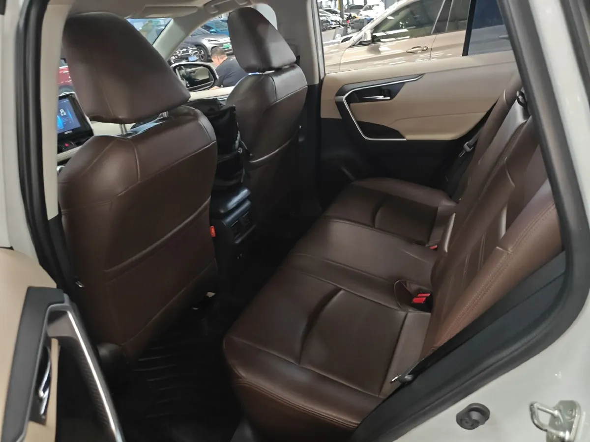 2020 Toyota RAV4 2.0L 171HP L4 CVT,autocango,china used car exporter,china ev exporter,chinese used car exporter,chinese used ev exporter