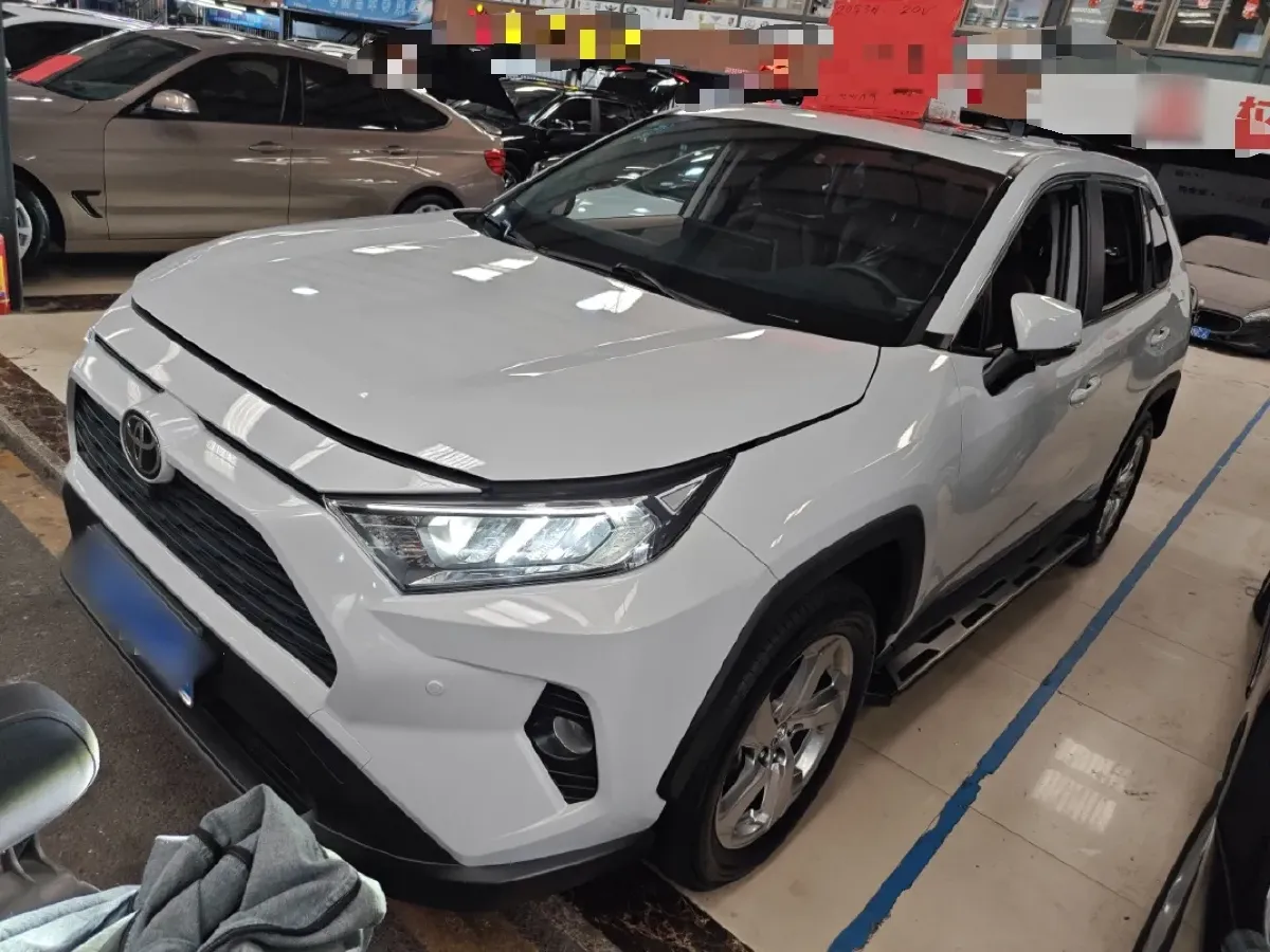 2020 Toyota RAV4 2.0L 171HP L4 CVT,autocango,china used car exporter,china ev exporter,chinese used car exporter,chinese used ev exporter
