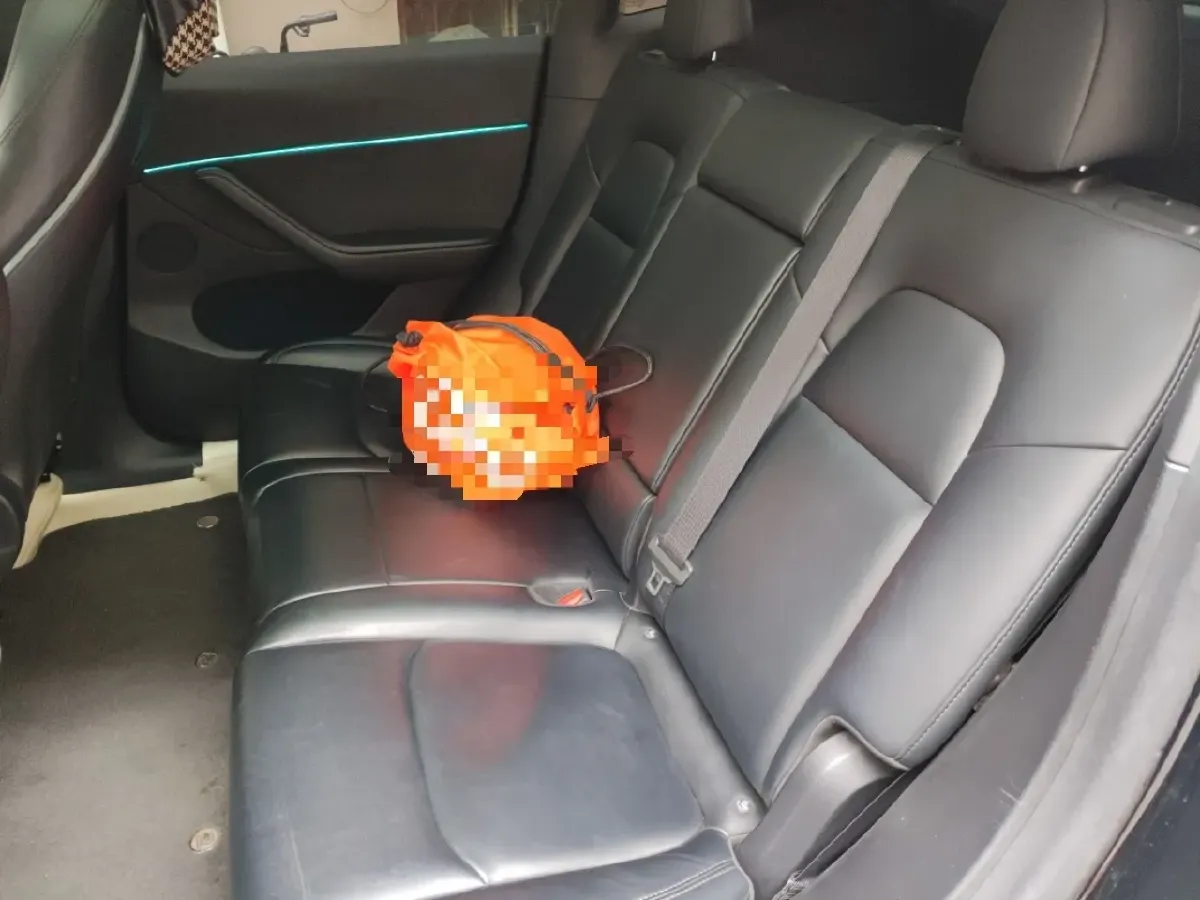 2022 Tesla Model Y BEV 60KWH,autocango,china used car exporter,china ev exporter,chinese used car exporter,chinese used ev exporter