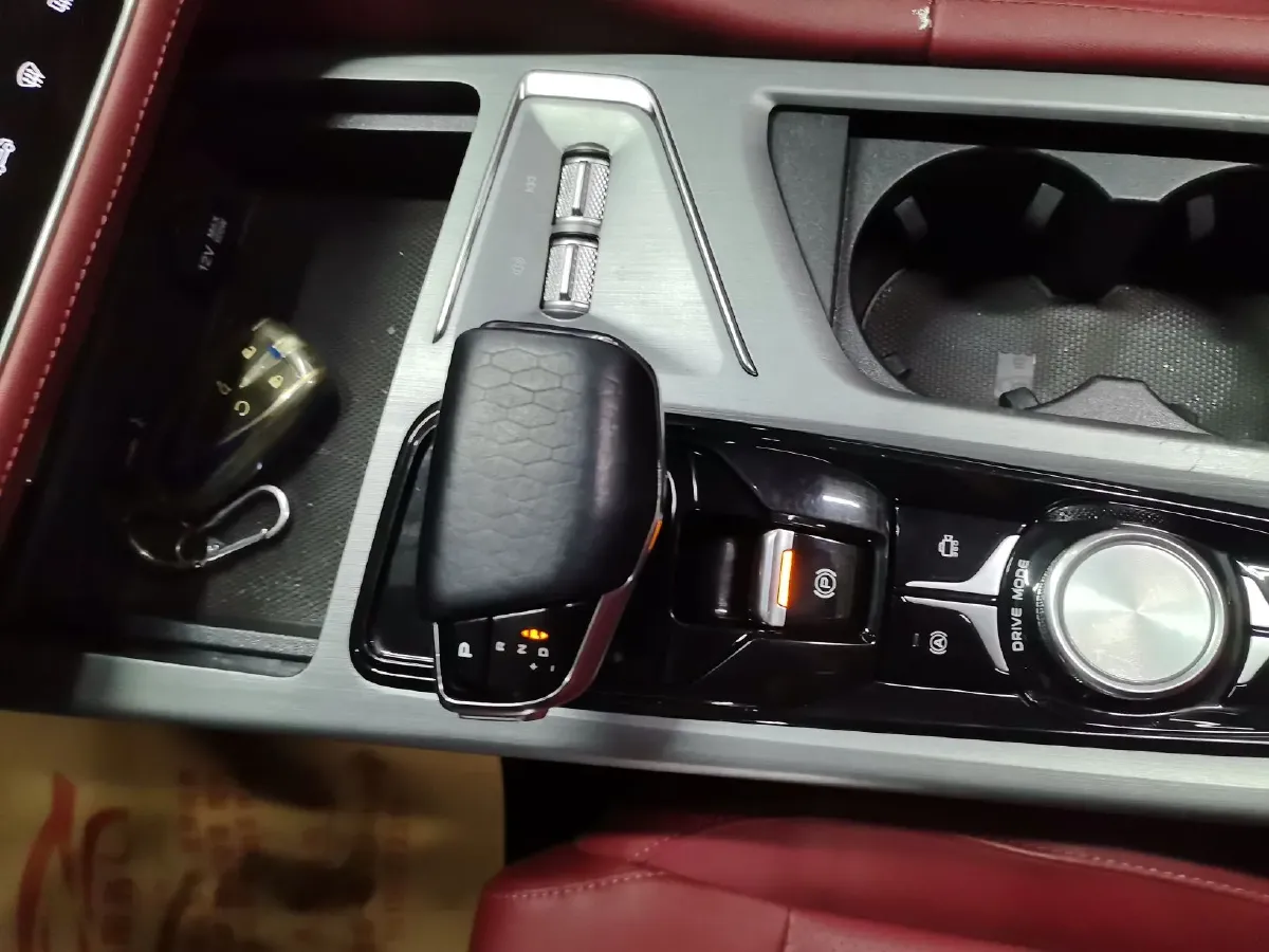 2022 ChangAn CS75 Plus 2.0T 233HP L4 8AT,autocango,china used car exporter,china ev exporter,chinese used car exporter,chinese used ev exporter