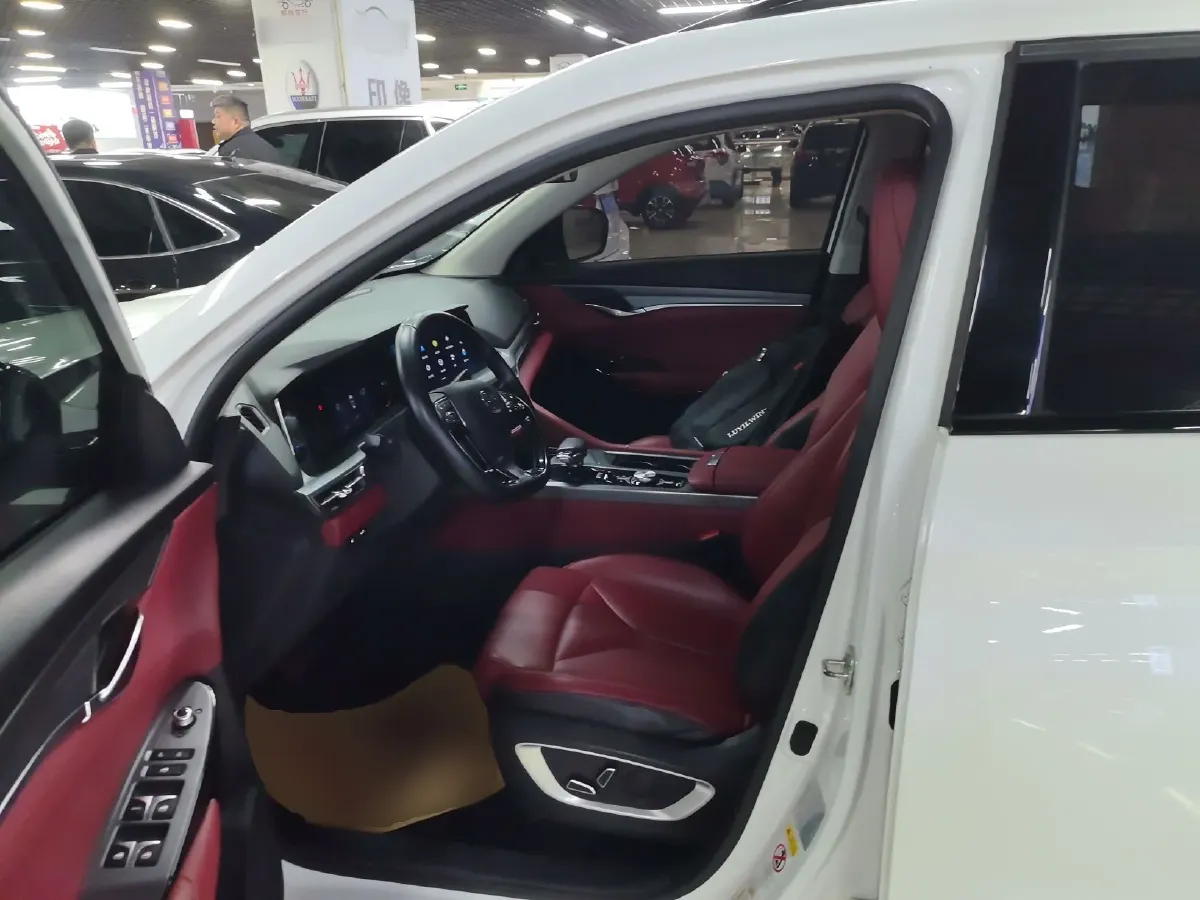 2022 ChangAn CS75 Plus 2.0T 233HP L4 8AT,autocango,china used car exporter,china ev exporter,chinese used car exporter,chinese used ev exporter