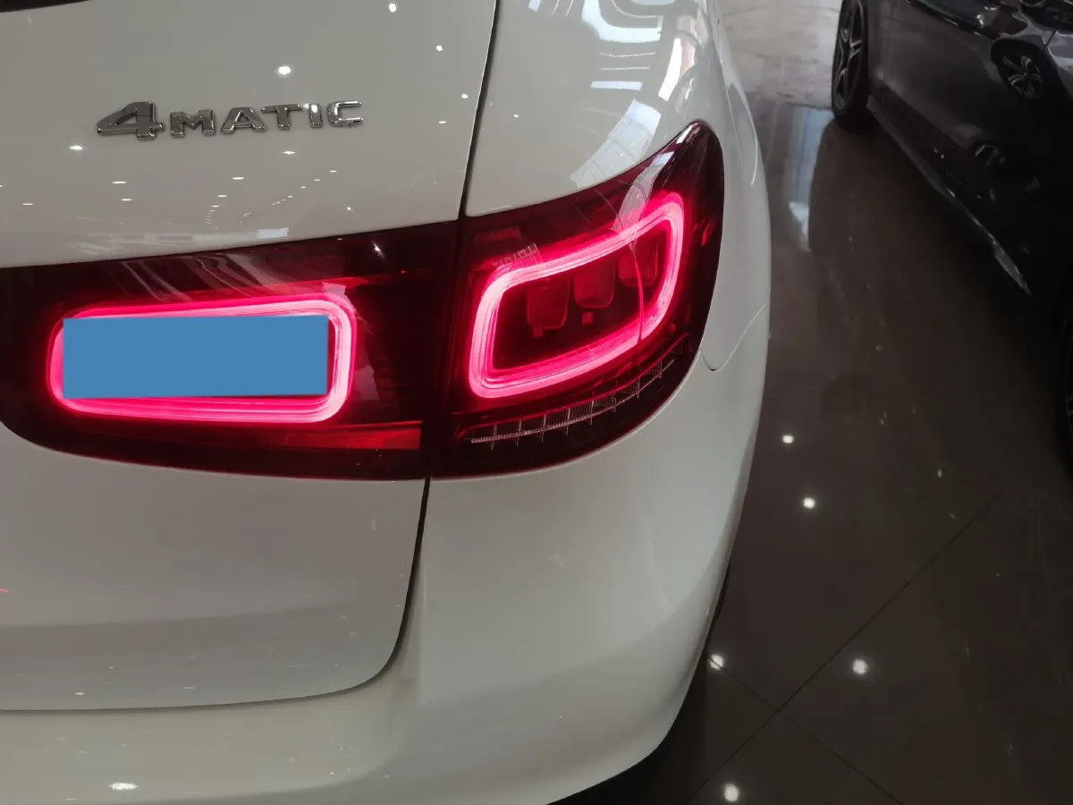 2020 Mercedes-Benz GLC Class 2.0T 197HP L4 9AT,autocango,china used car exporter,china ev exporter,chinese used car exporter,chinese used ev exporter