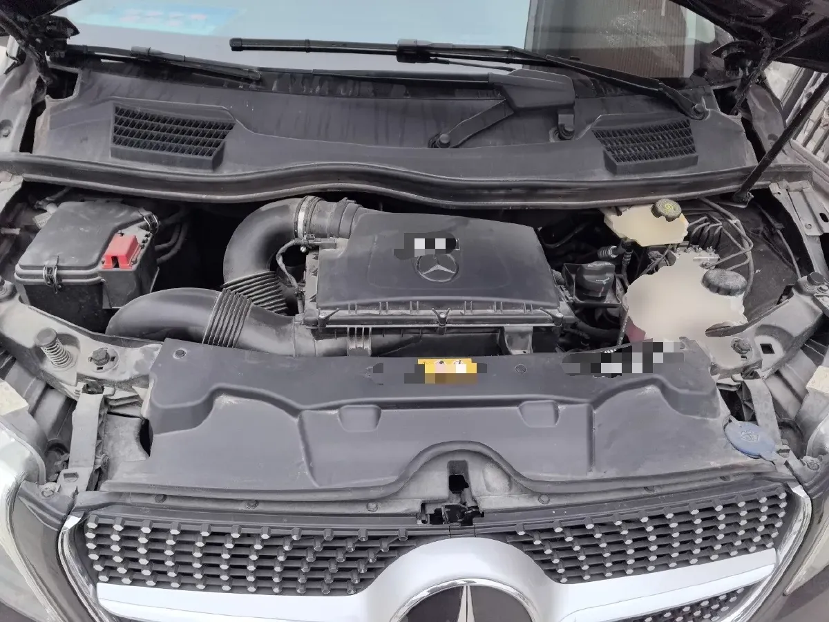 2021 Mercedes-Benz V Class 2.0T 211HP L4 9AT,autocango,china used car exporter,china ev exporter,chinese used car exporter,chinese used ev exporter