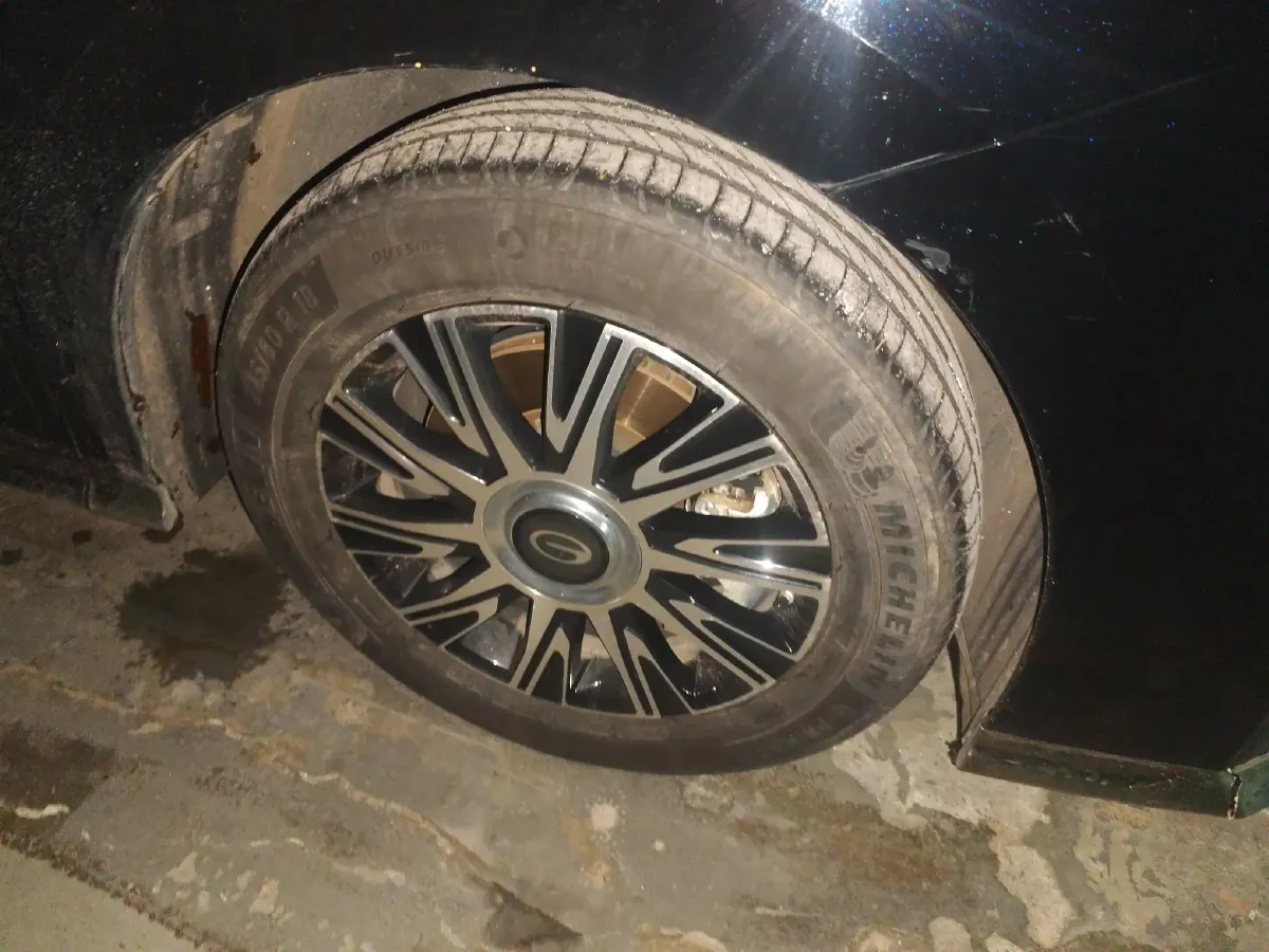 2023 GAC Trumpchi E9 2.0T 190HP L4 2DHT PHEV 25.57KWH,autocango,china used car exporter,china ev exporter,chinese used car exporter,chinese used ev exporter