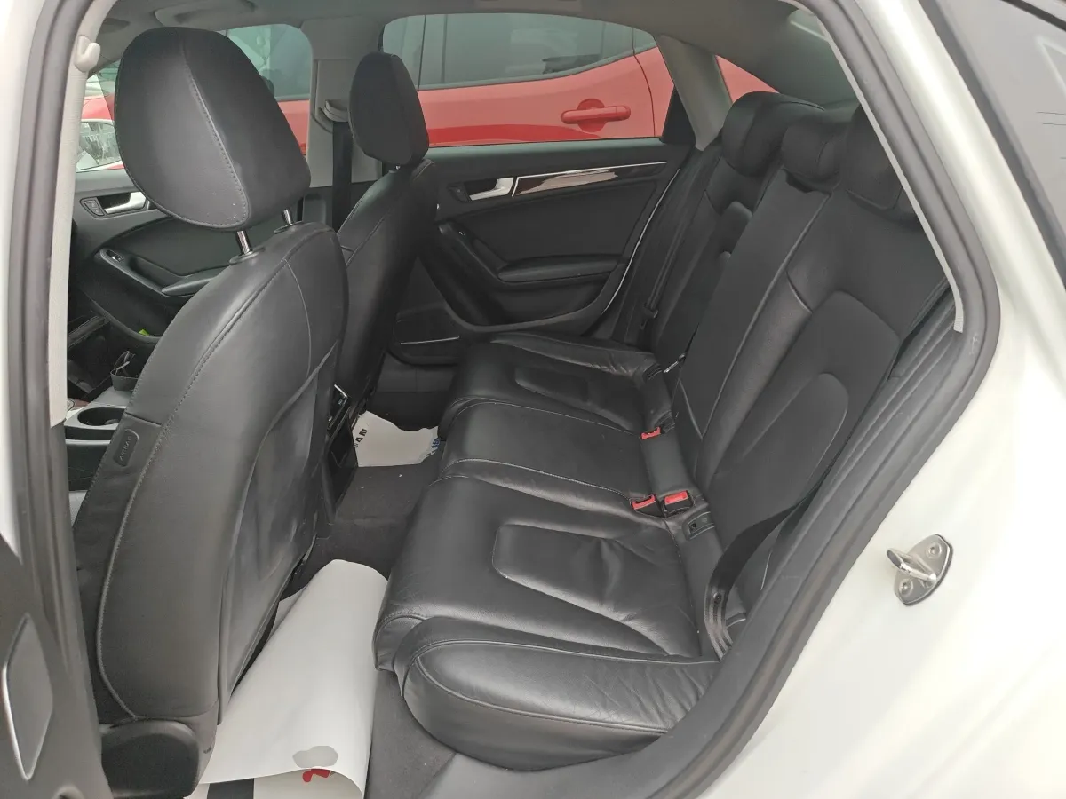 2016 Audi A4L 2.0T 180HP L4 CVT,autocango,china used car exporter,china ev exporter,chinese used car exporter,chinese used ev exporter