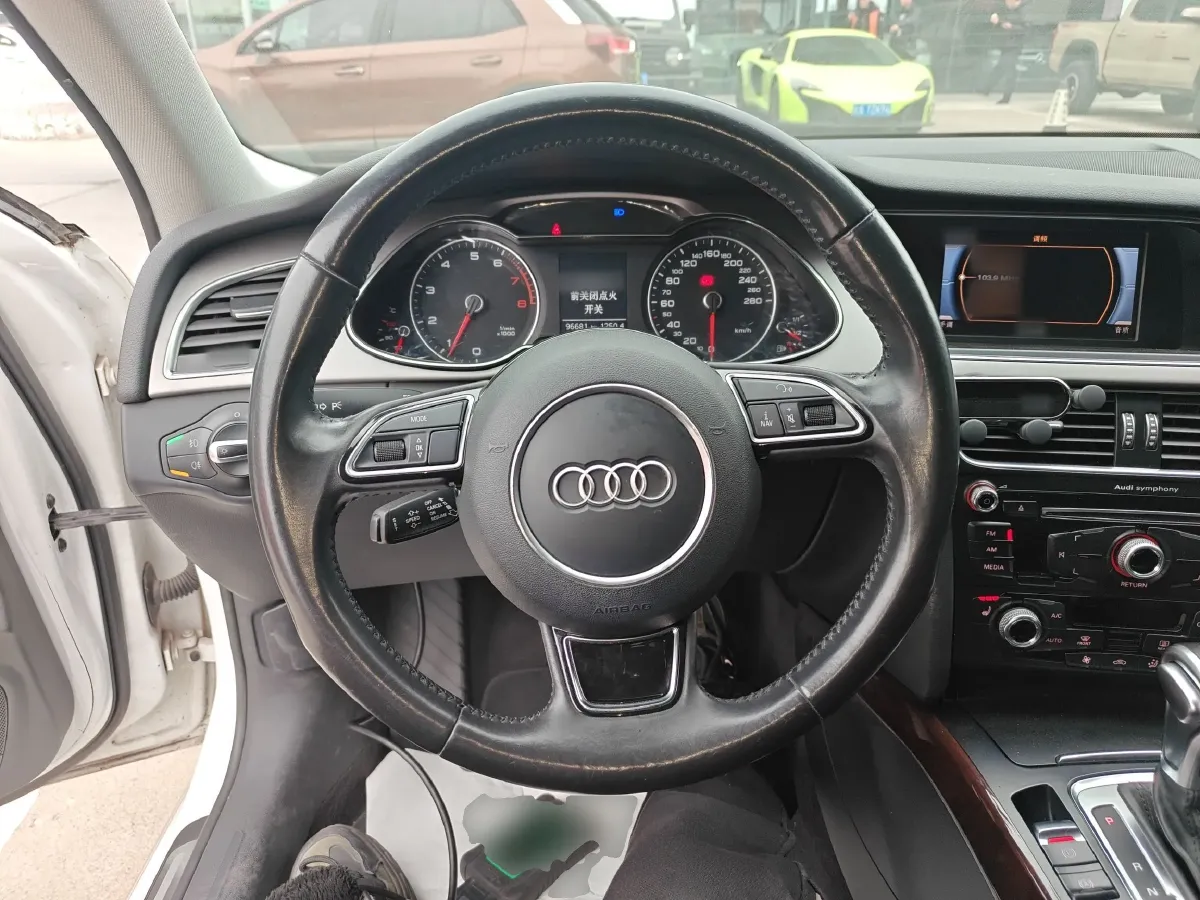 2016 Audi A4L 2.0T 180HP L4 CVT,autocango,china used car exporter,china ev exporter,chinese used car exporter,chinese used ev exporter