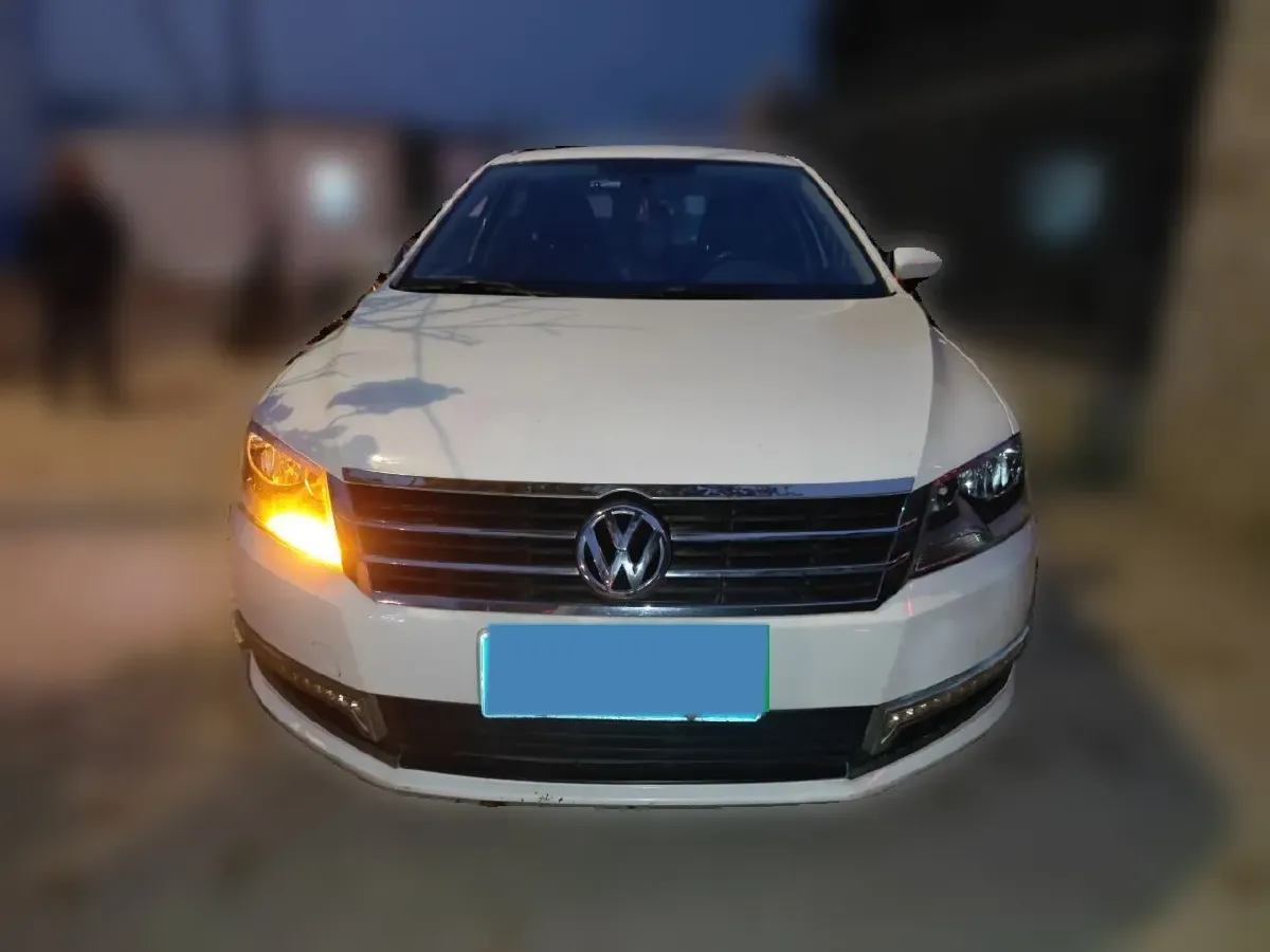 2013 Volkswagen Gran Lavida 1.6L 110HP L4 5MT,autocango,china used car exporter,china ev exporter,chinese used car exporter,chinese used ev exporter