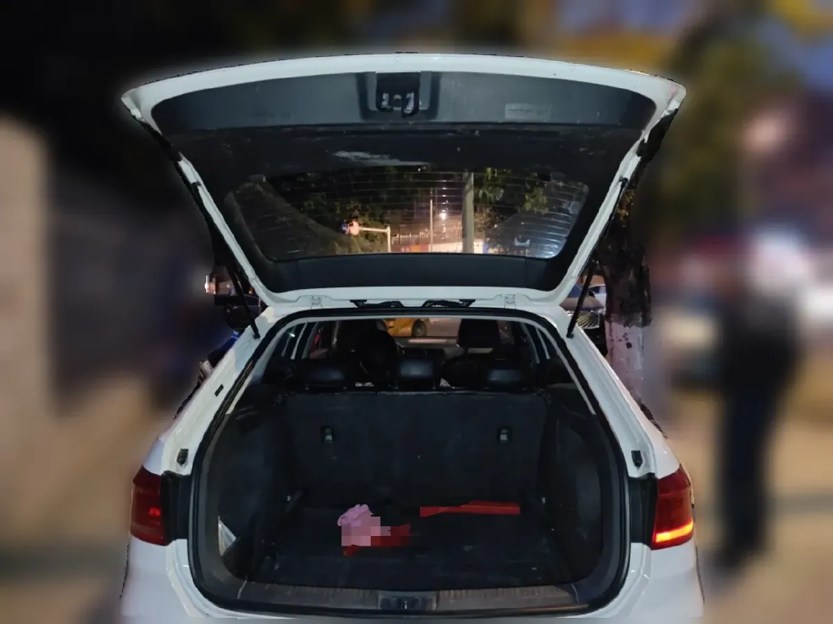 2013 Volkswagen Gran Lavida 1.6L 110HP L4 5MT,autocango,china used car exporter,china ev exporter,chinese used car exporter,chinese used ev exporter