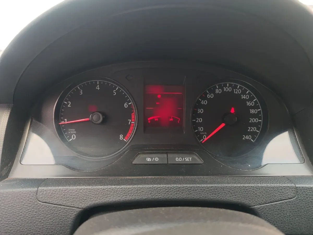 2019 Volkswagen Santana 1.5L 112HP L4 5MT,autocango,china used car exporter,china ev exporter,chinese used car exporter,chinese used ev exporter