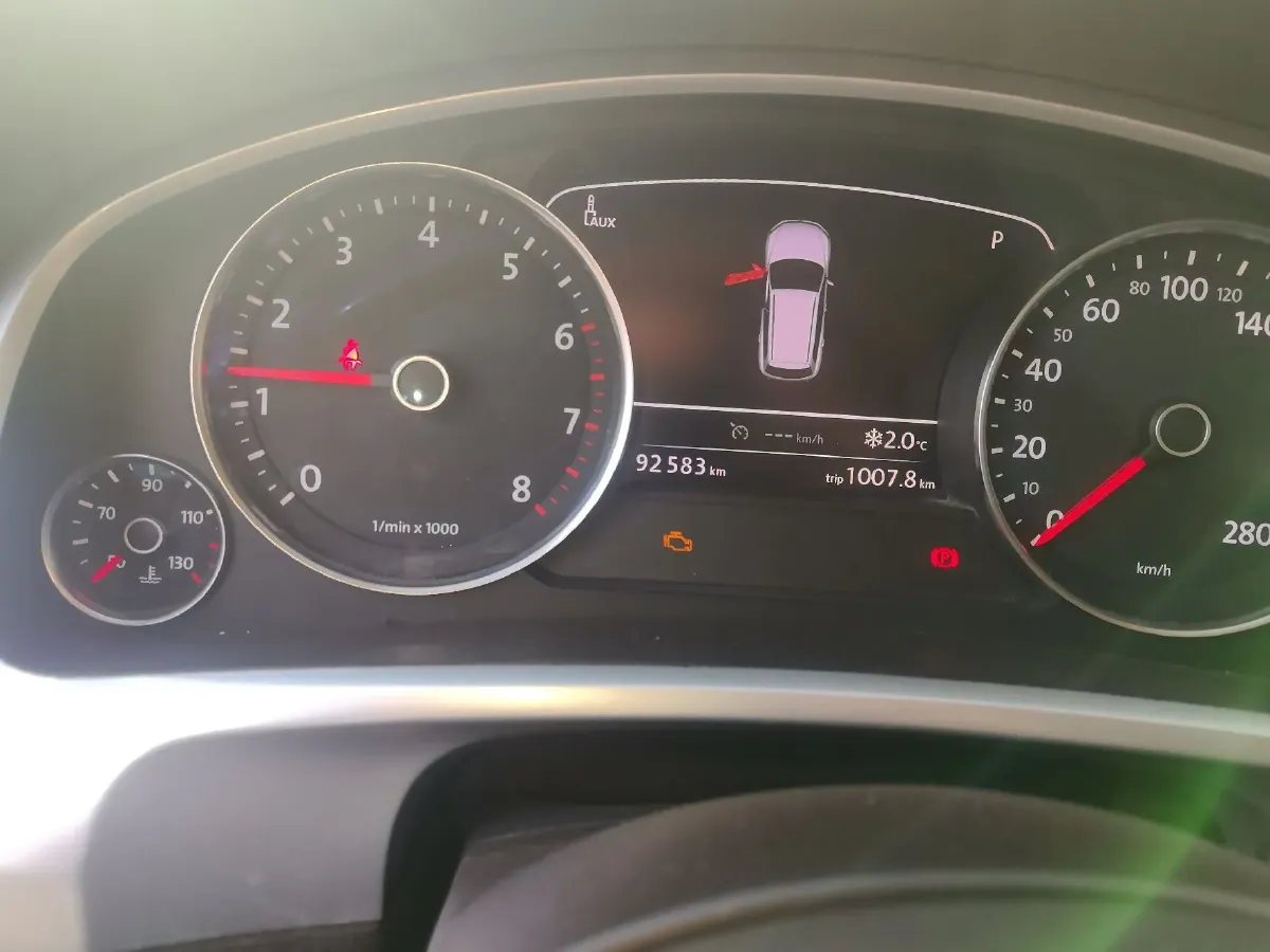 2014 Volkswagen Touareg 3.0T 290HP V6 8AT,autocango,china used car exporter,china ev exporter,chinese used car exporter,chinese used ev exporter