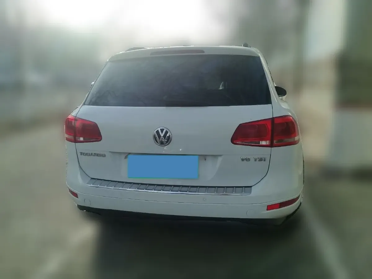 2014 Volkswagen Touareg 3.0T 290HP V6 8AT,autocango,china used car exporter,china ev exporter,chinese used car exporter,chinese used ev exporter