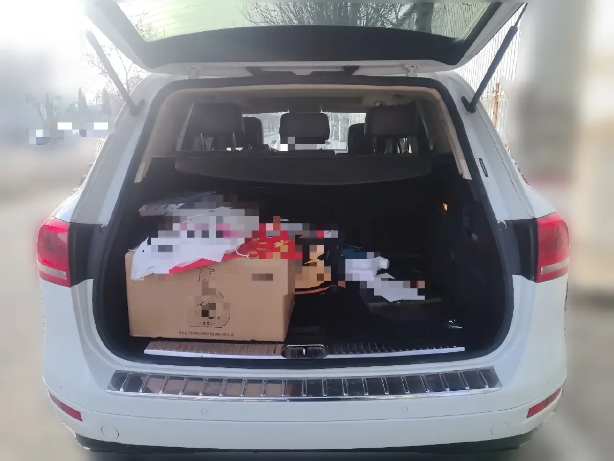 2014 Volkswagen Touareg 3.0T 290HP V6 8AT,autocango,china used car exporter,china ev exporter,chinese used car exporter,chinese used ev exporter