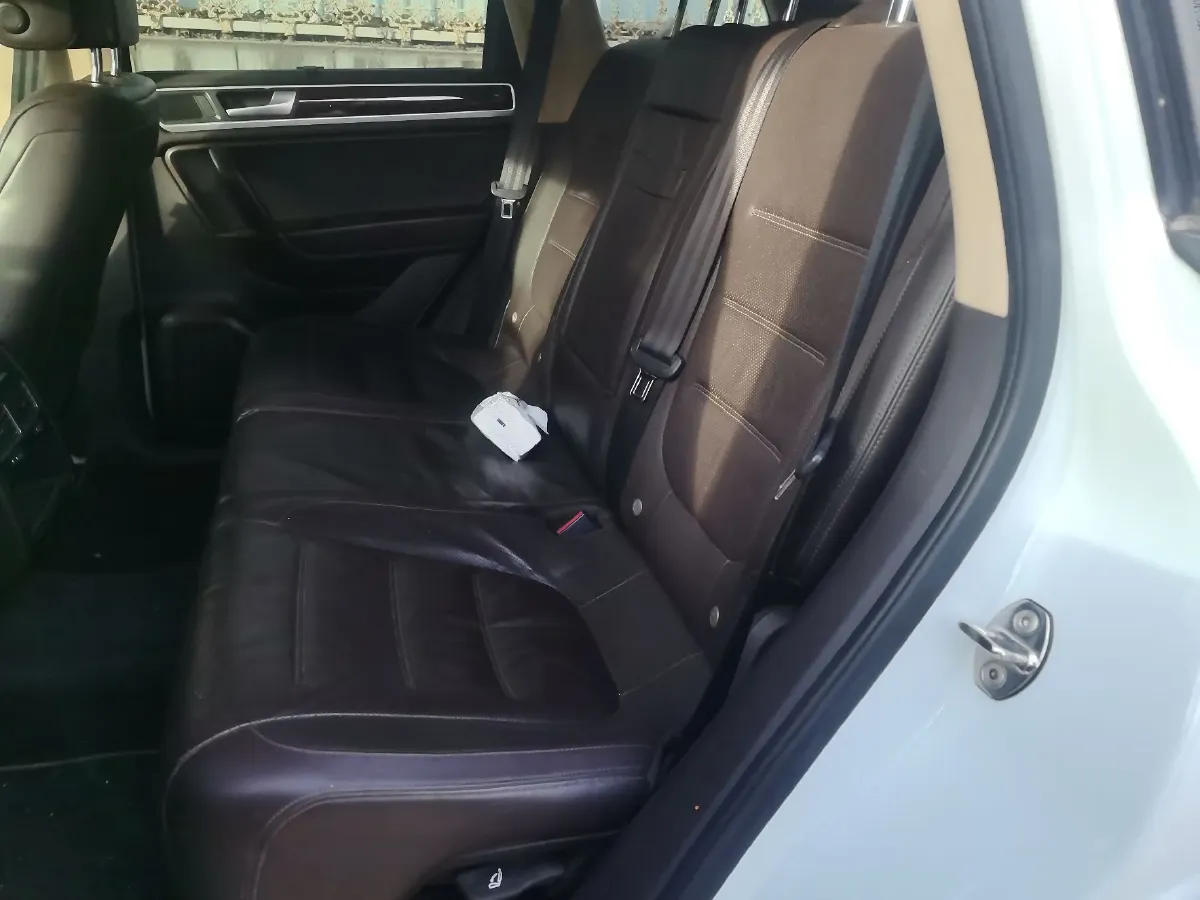 2014 Volkswagen Touareg 3.0T 290HP V6 8AT,autocango,china used car exporter,china ev exporter,chinese used car exporter,chinese used ev exporter