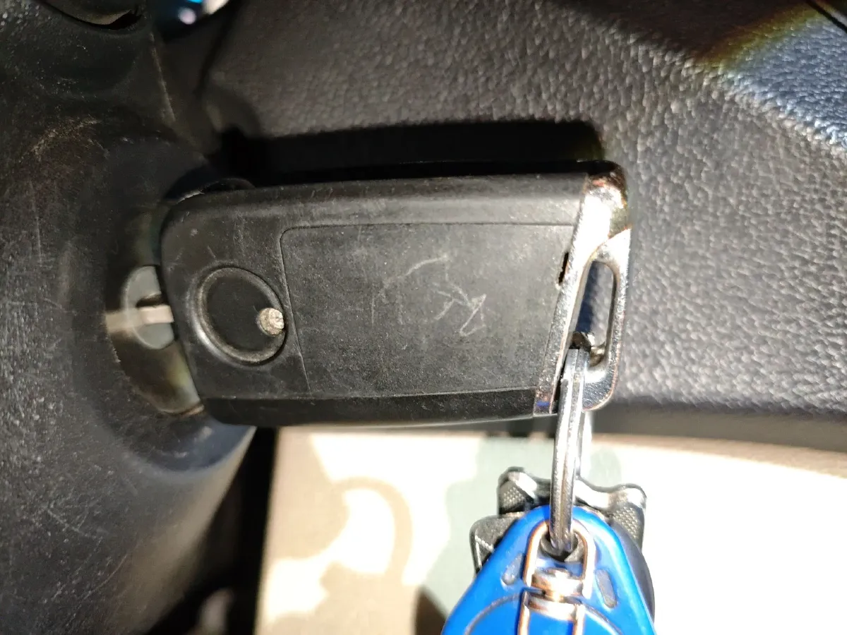 2015 Ford Escort 1.5L 113HP L4 5MT,autocango,china used car exporter,china ev exporter,chinese used car exporter,chinese used ev exporter