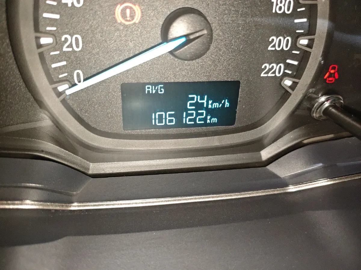 2015 Ford Escort 1.5L 113HP L4 5MT,autocango,china used car exporter,china ev exporter,chinese used car exporter,chinese used ev exporter