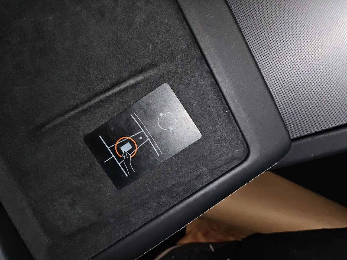 2023 Tesla Model 3 BEV 78.4KWH,autocango,china used car exporter,china ev exporter,chinese used car exporter,chinese used ev exporter