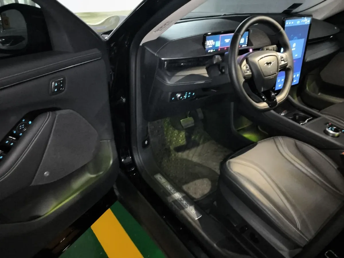 2021 Ford Mustang Mach-E BEV 80.3KWH,autocango,china used car exporter,china ev exporter,chinese used car exporter,chinese used ev exporter