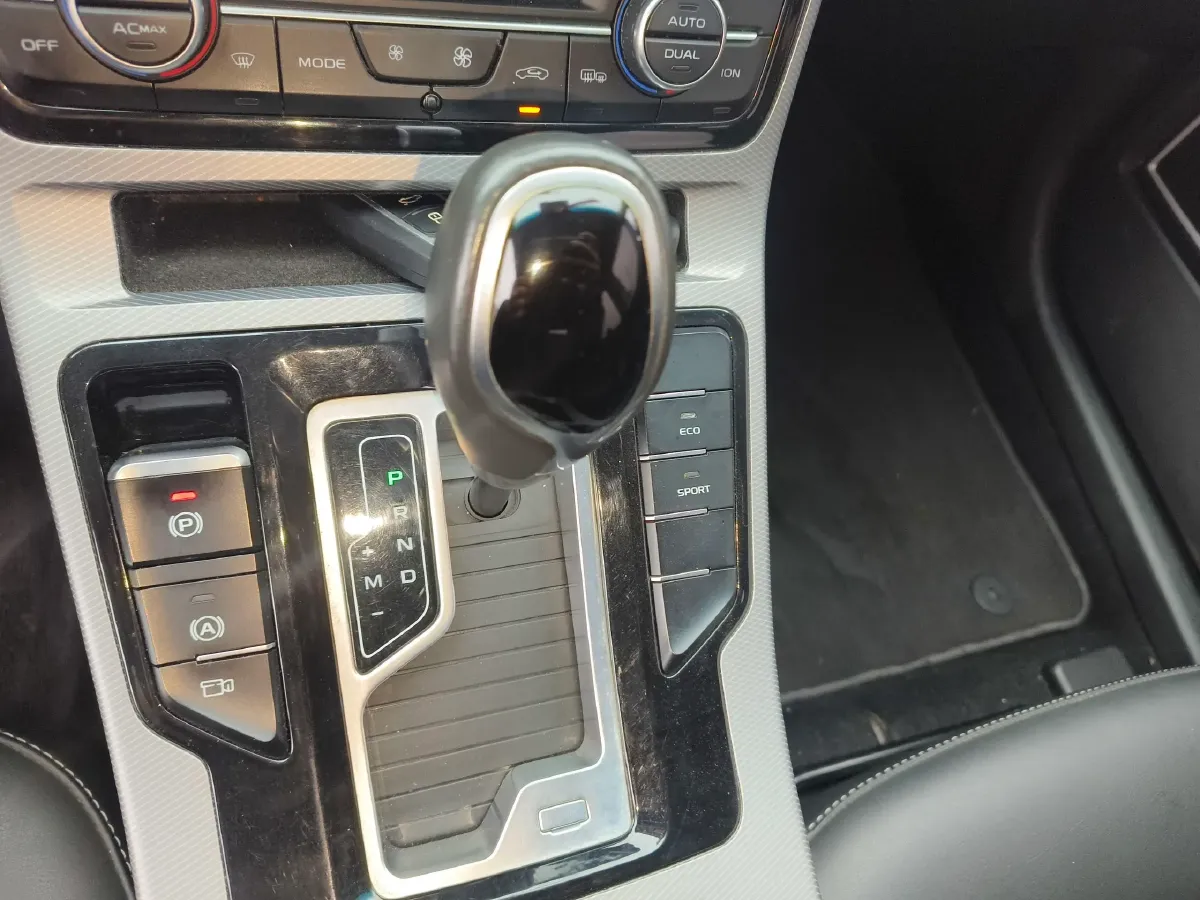 2019 Geely Emgrand GL 1.4T 141HP L4 CVT,autocango,china used car exporter,china ev exporter,chinese used car exporter,chinese used ev exporter