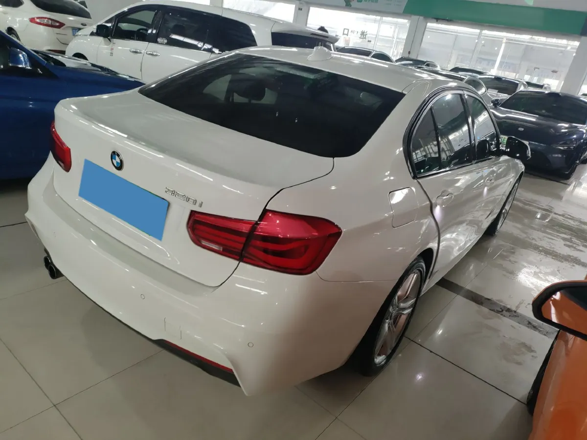 2017 BMW 3 Series 2.0T 184HP L4 8AT,autocango,china used car exporter,china ev exporter,chinese used car exporter,chinese used ev exporter