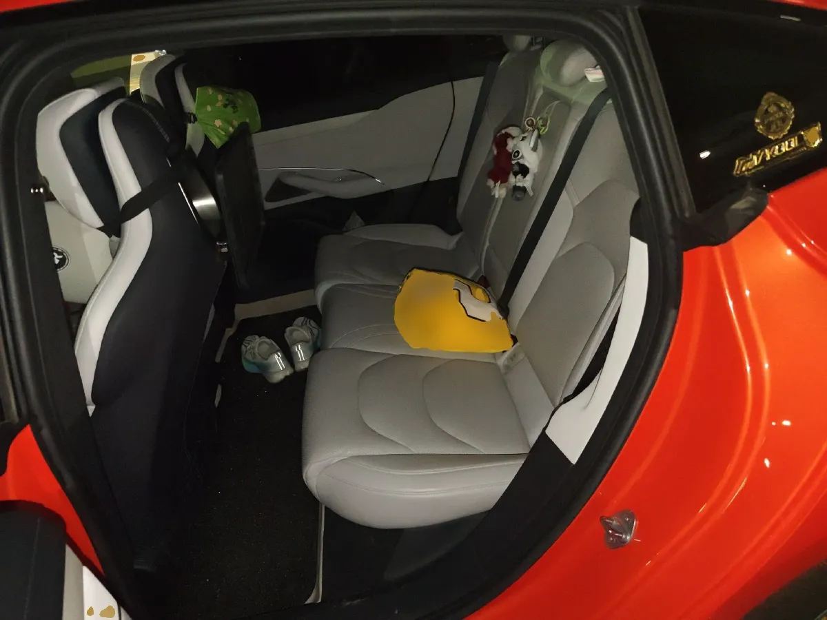 2024 MI SU7 BEV 101KWH,autocango,china used car exporter,china ev exporter,chinese used car exporter,chinese used ev exporter