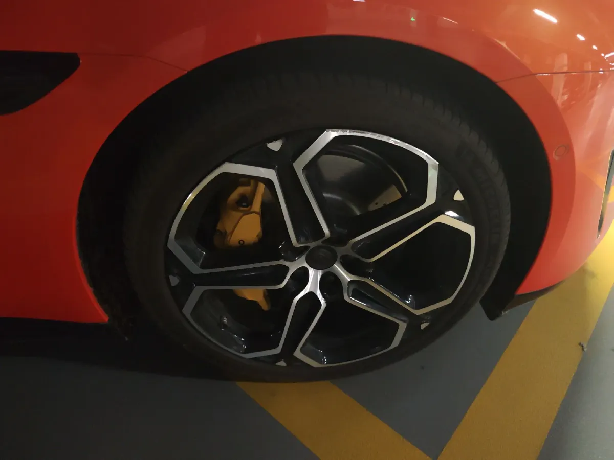 2024 MI SU7 BEV 101KWH,autocango,china used car exporter,china ev exporter,chinese used car exporter,chinese used ev exporter