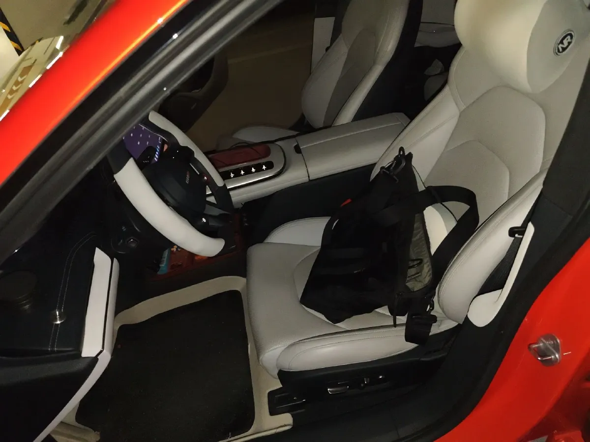 2024 MI SU7 BEV 101KWH,autocango,china used car exporter,china ev exporter,chinese used car exporter,chinese used ev exporter