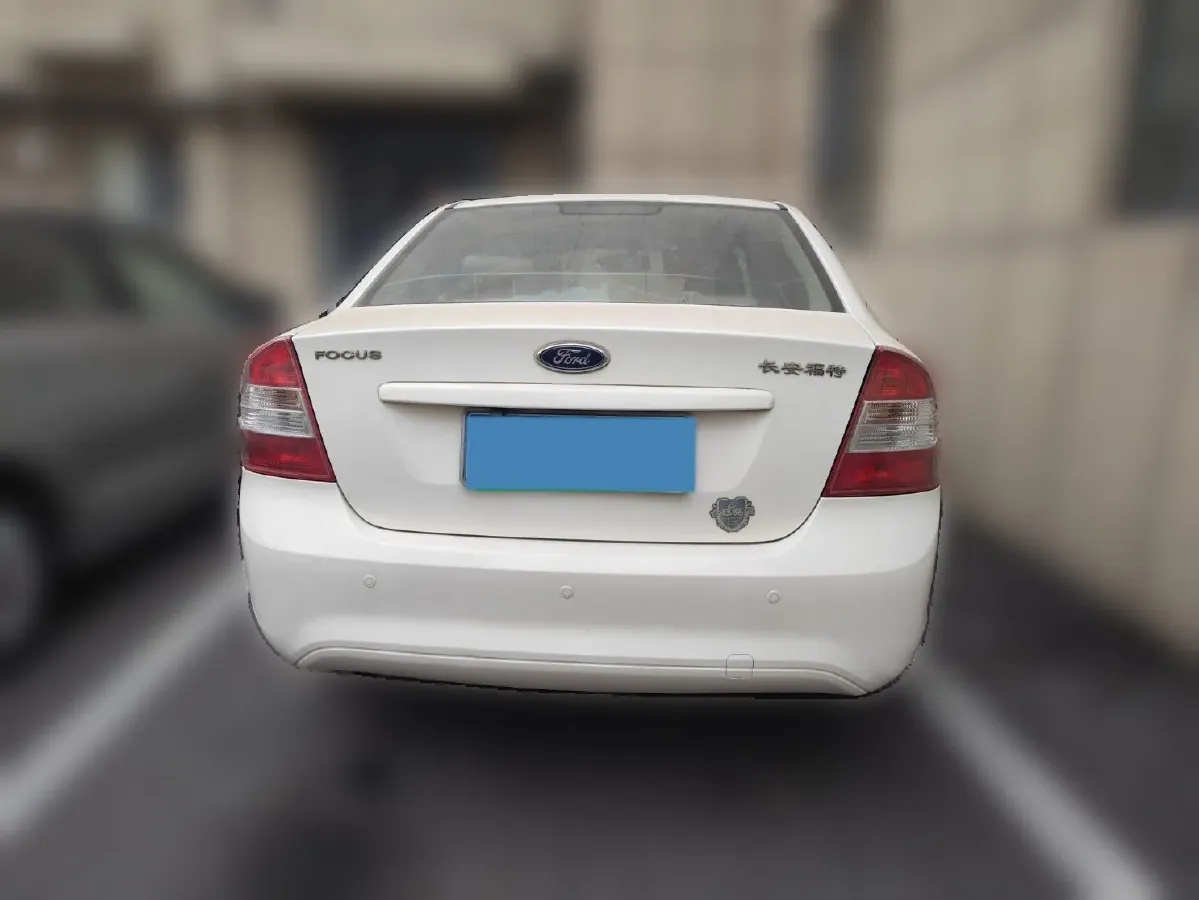 2013 Honda Crider 1.8L 139HP L4 5AT,autocango,china used car exporter,china ev exporter,chinese used car exporter,chinese used ev exporter