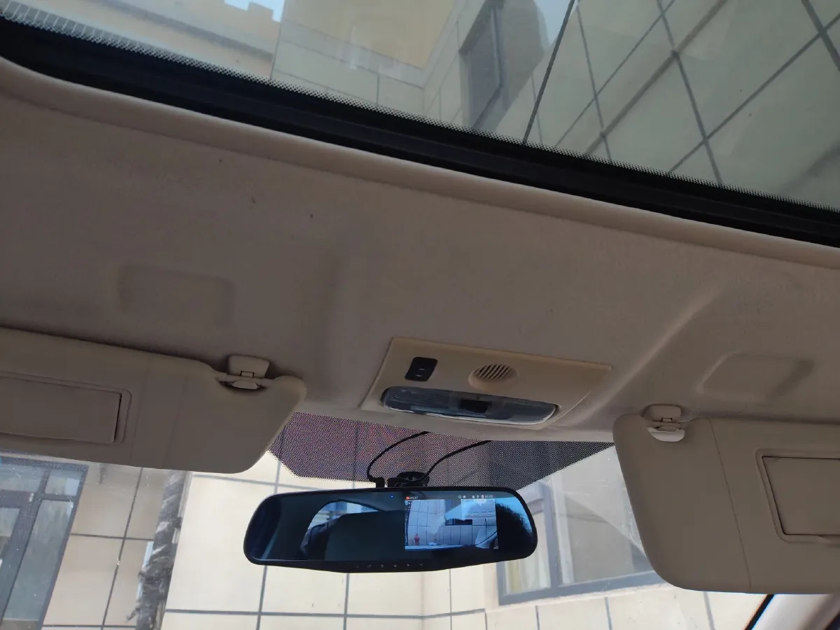 2013 Honda Crider 1.8L 139HP L4 5AT,autocango,china used car exporter,china ev exporter,chinese used car exporter,chinese used ev exporter