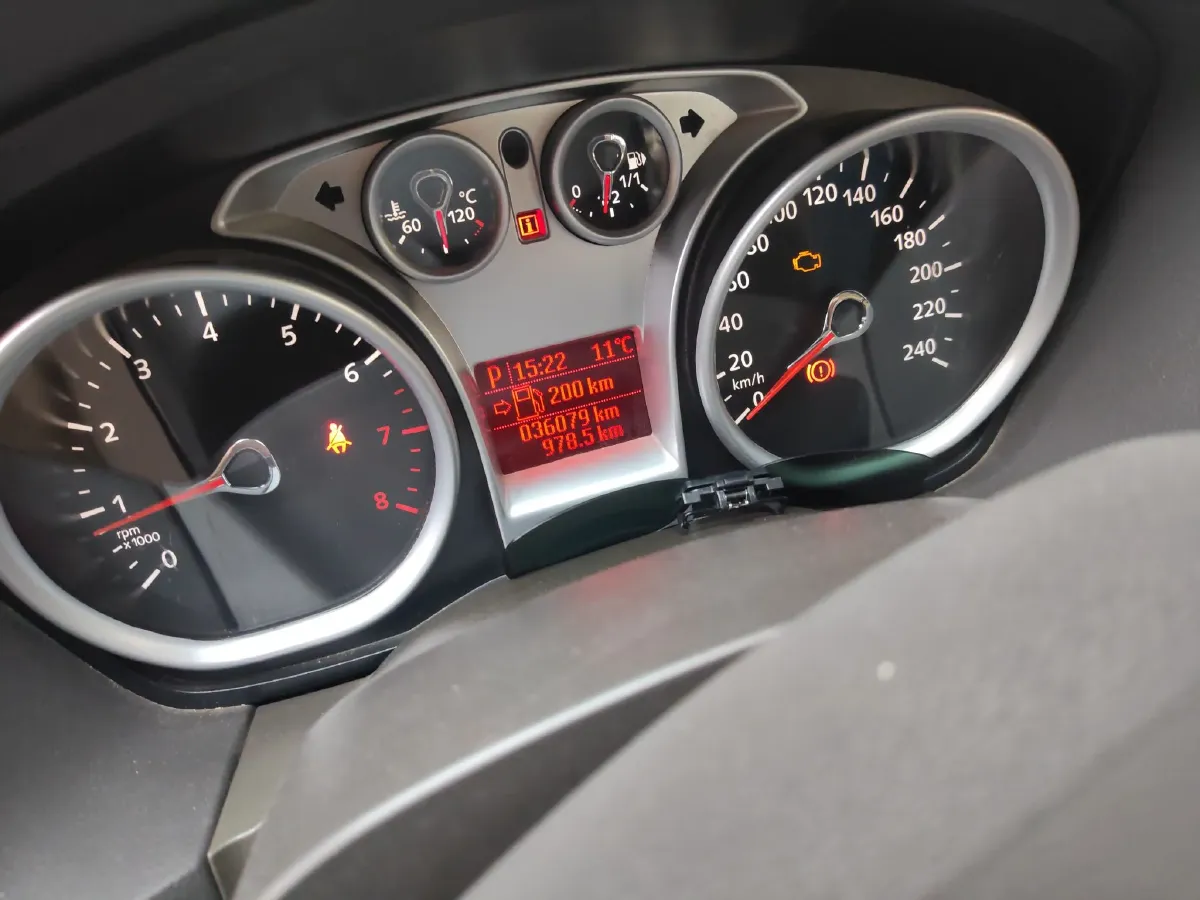 2013 Honda Crider 1.8L 139HP L4 5AT,autocango,china used car exporter,china ev exporter,chinese used car exporter,chinese used ev exporter