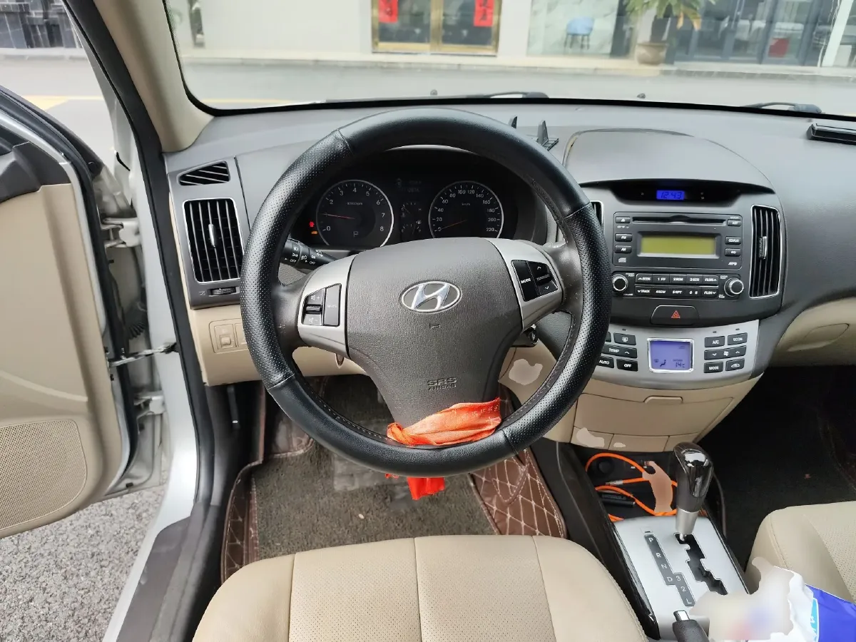2011 Hyundai Celesta 1.6L 123HP L4 4AT,autocango,china used car exporter,china ev exporter,chinese used car exporter,chinese used ev exporter