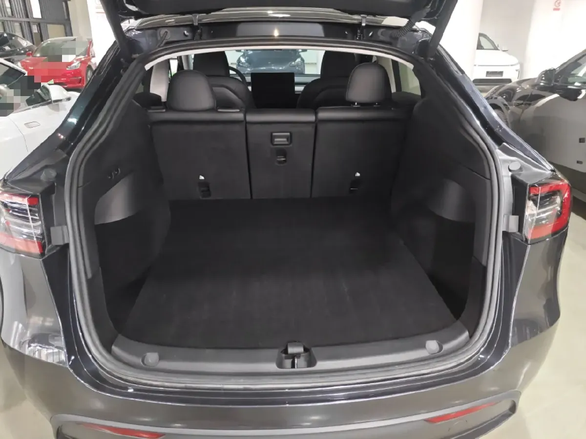2024 Tesla Model Y BEV 78.4KWH,autocango,china used car exporter,china ev exporter,chinese used car exporter,chinese used ev exporter