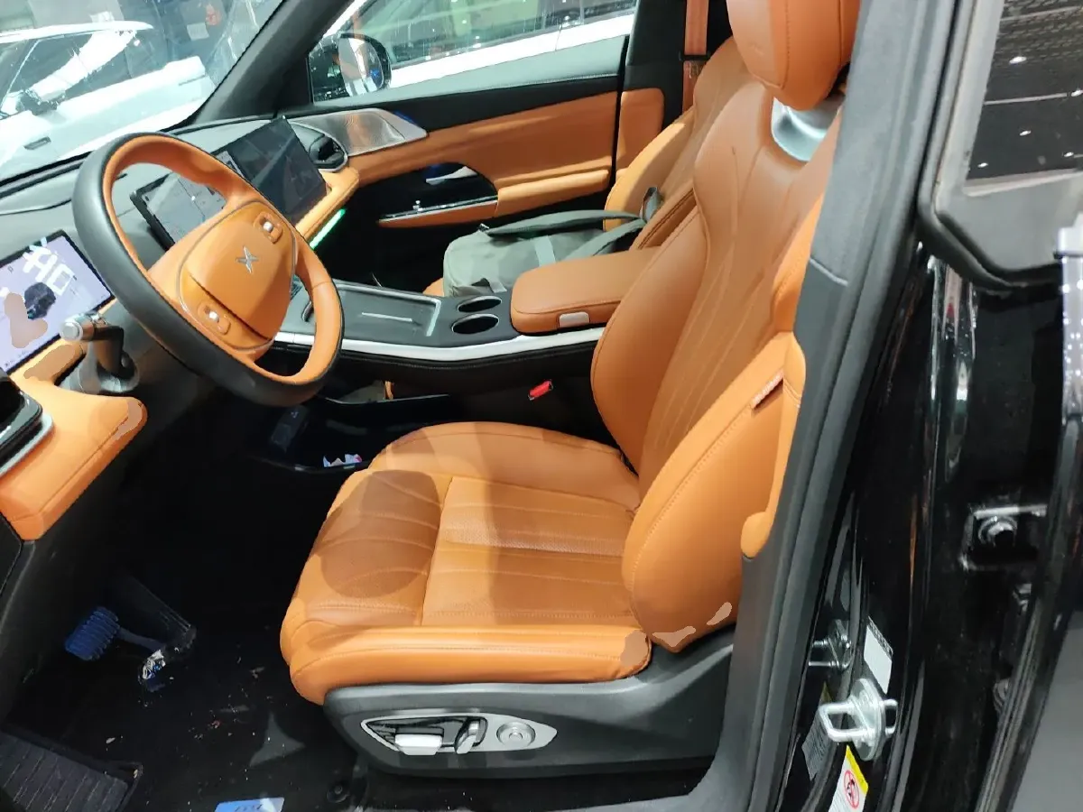 2025 Xpeng G9 BEV 79KWH,autocango,china used car exporter,china ev exporter,chinese used car exporter,chinese used ev exporter