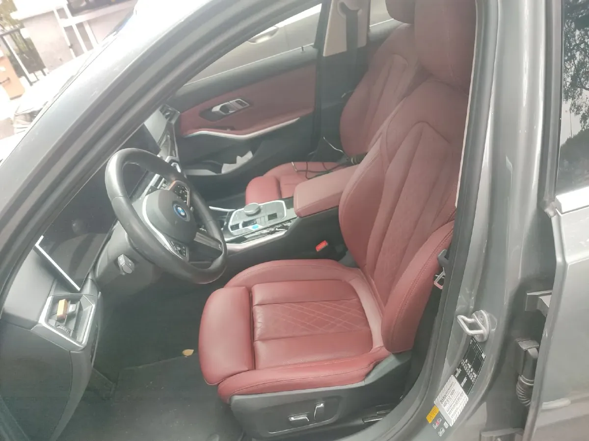 2024 BMW i3 BEV 70KWH,autocango,china used car exporter,china ev exporter,chinese used car exporter,chinese used ev exporter