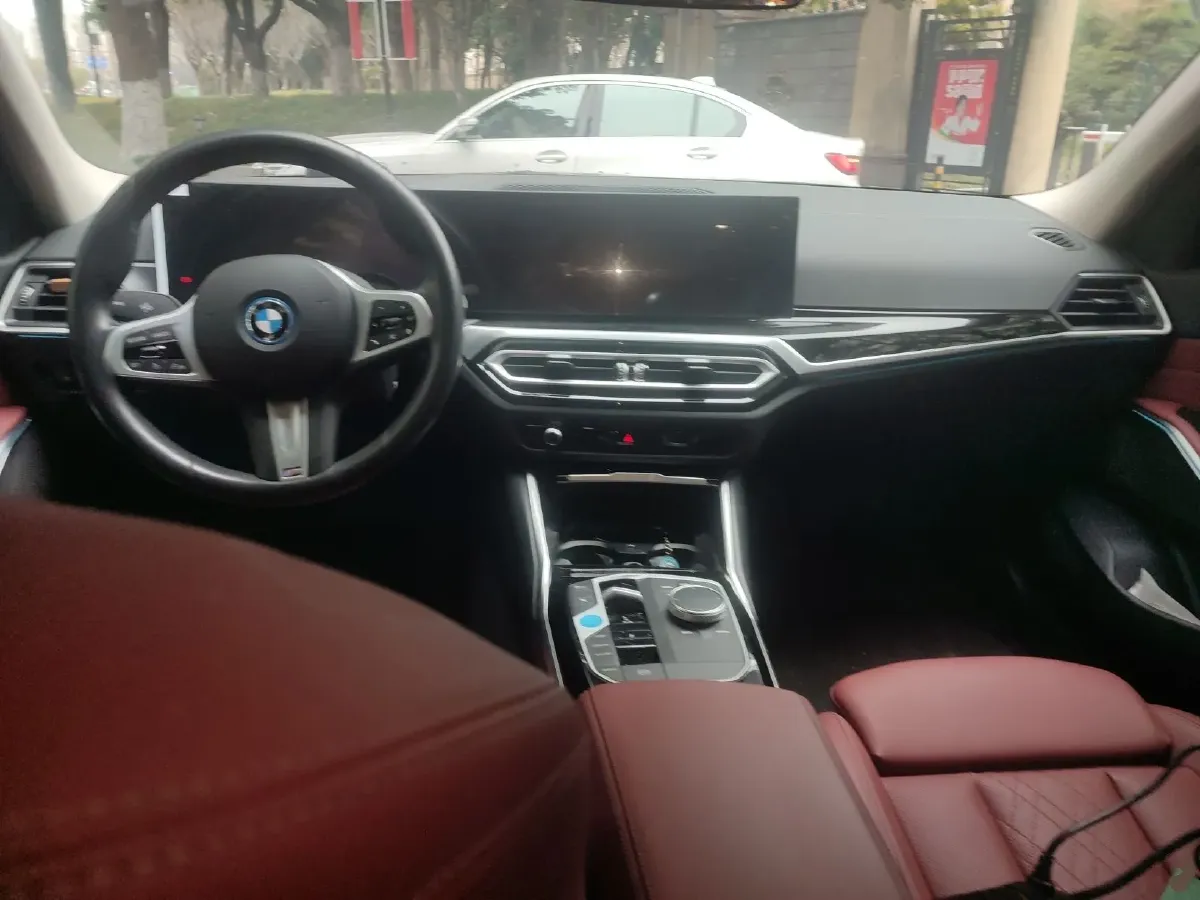 2024 BMW i3 BEV 70KWH,autocango,china used car exporter,china ev exporter,chinese used car exporter,chinese used ev exporter