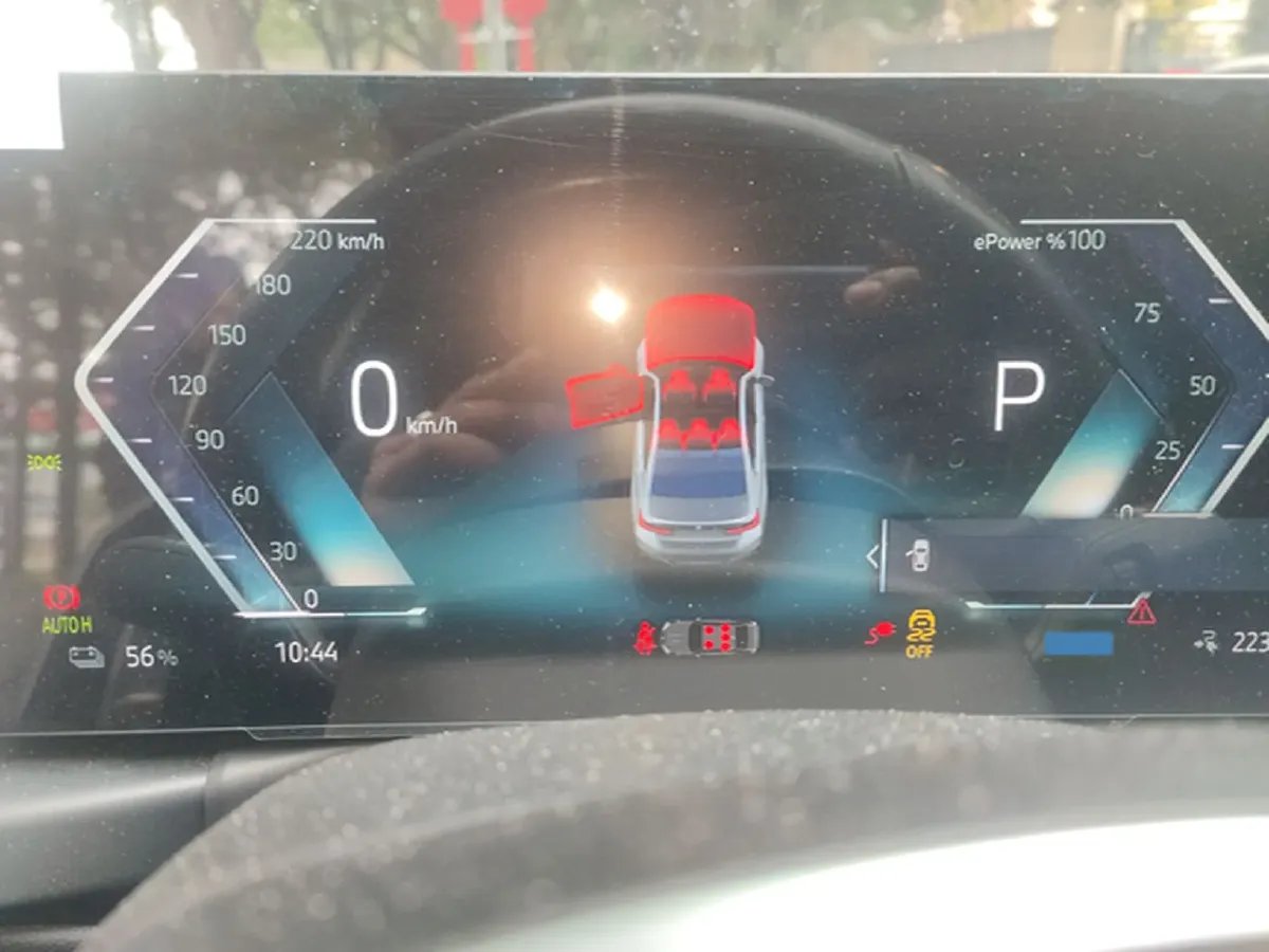 2024 BMW i3 BEV 70KWH,autocango,china used car exporter,china ev exporter,chinese used car exporter,chinese used ev exporter