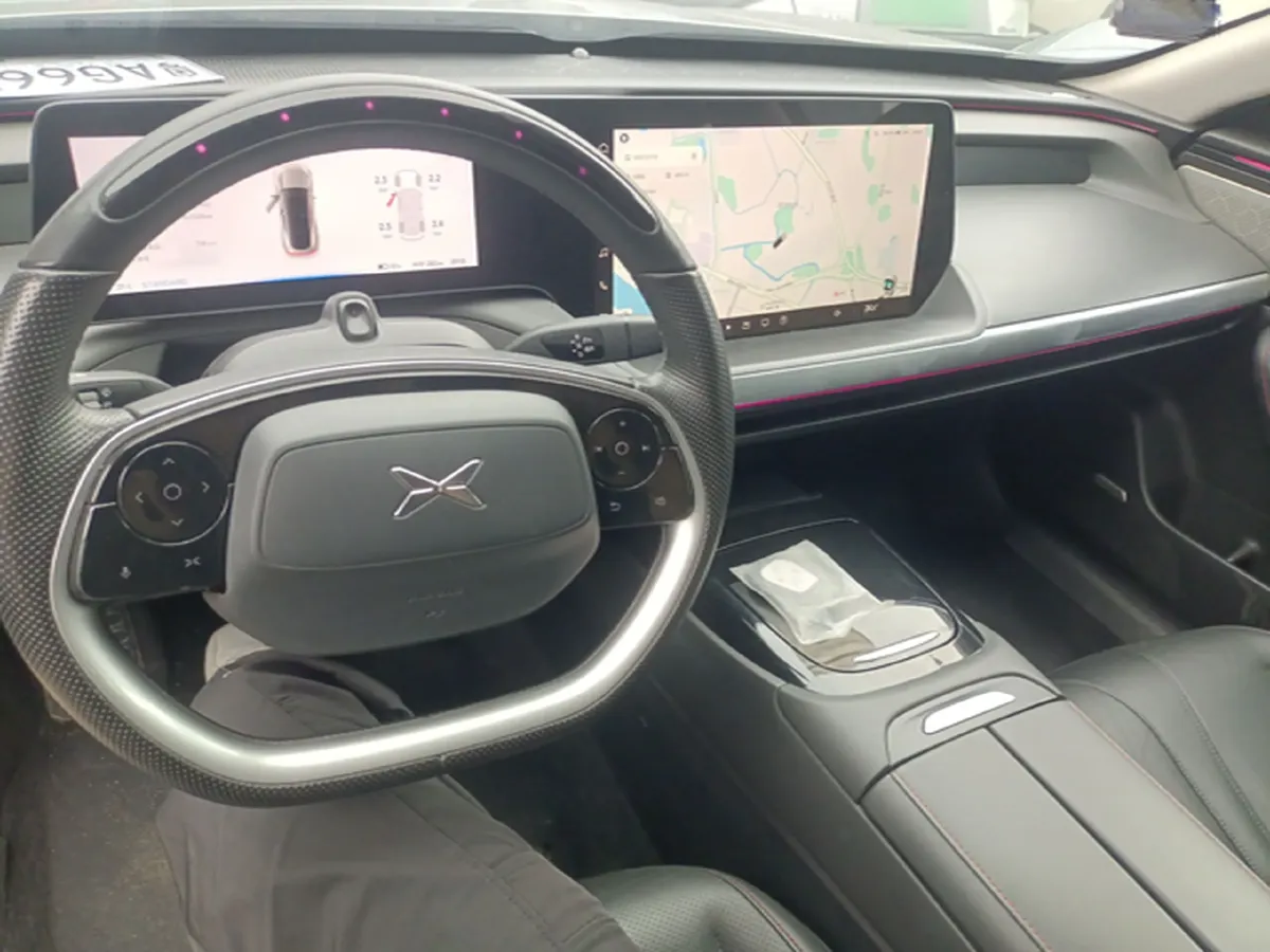 2023 Xpeng P7 BEV 70.8KWH,autocango,china used car exporter,china ev exporter,chinese used car exporter,chinese used ev exporter