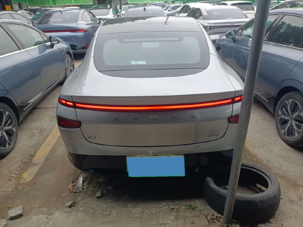 2023 Xpeng P7 BEV 70.8KWH,autocango,china used car exporter,china ev exporter,chinese used car exporter,chinese used ev exporter
