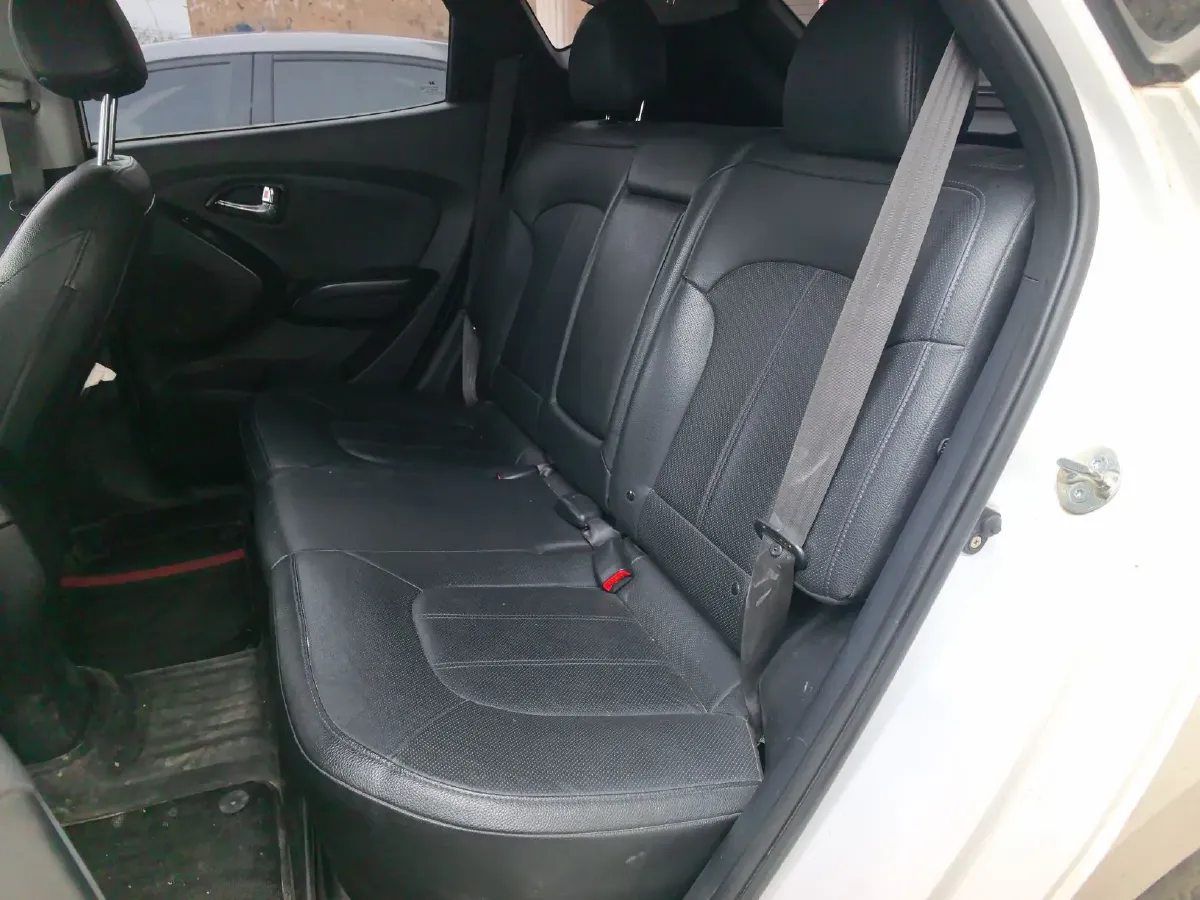 2015 Hyundai ix35 2.0L 160HP L4 6AT,autocango,china used car exporter,china ev exporter,chinese used car exporter,chinese used ev exporter