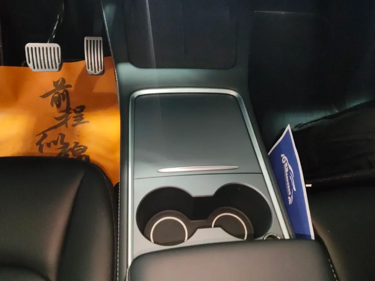 2023 Tesla Model Y BEV 60KWH,autocango,china used car exporter,china ev exporter,chinese used car exporter,chinese used ev exporter