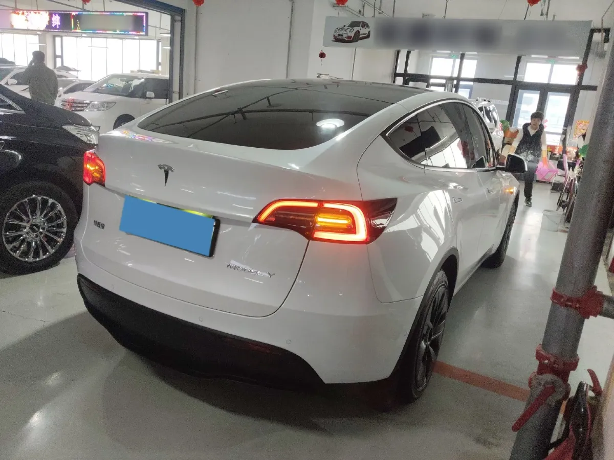 2023 Tesla Model Y BEV 60KWH,autocango,china used car exporter,china ev exporter,chinese used car exporter,chinese used ev exporter