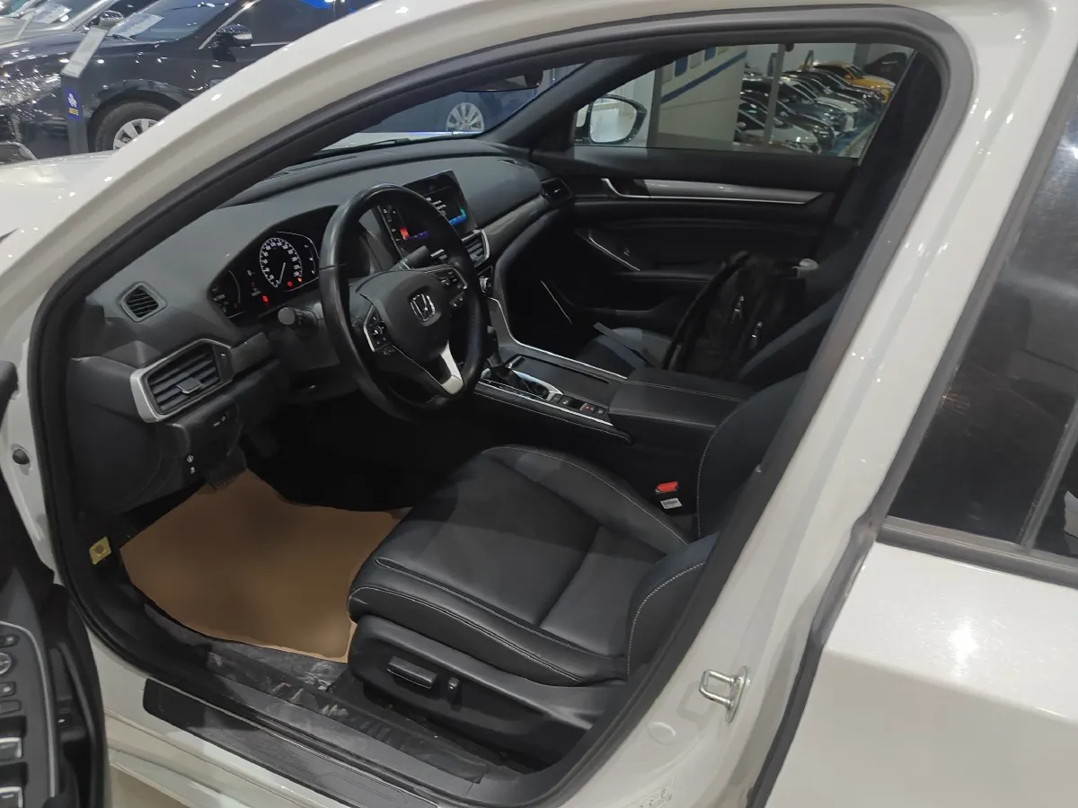 2022 Honda Inspire 1.5T 194HP L4 CVT,autocango,china used car exporter,china ev exporter,chinese used car exporter,chinese used ev exporter