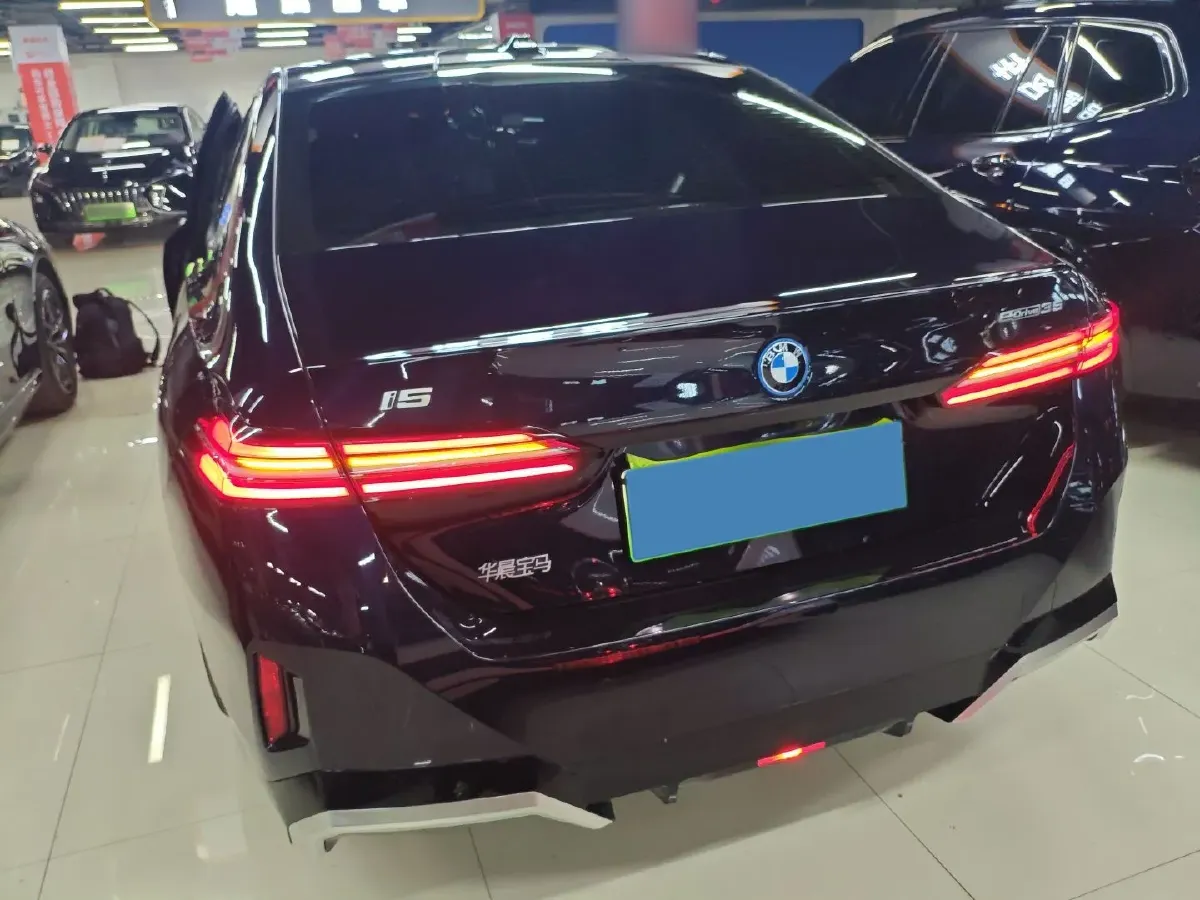 2024 BMW i5 BEV 79.05KWH,autocango,china used car exporter,china ev exporter,chinese used car exporter,chinese used ev exporter