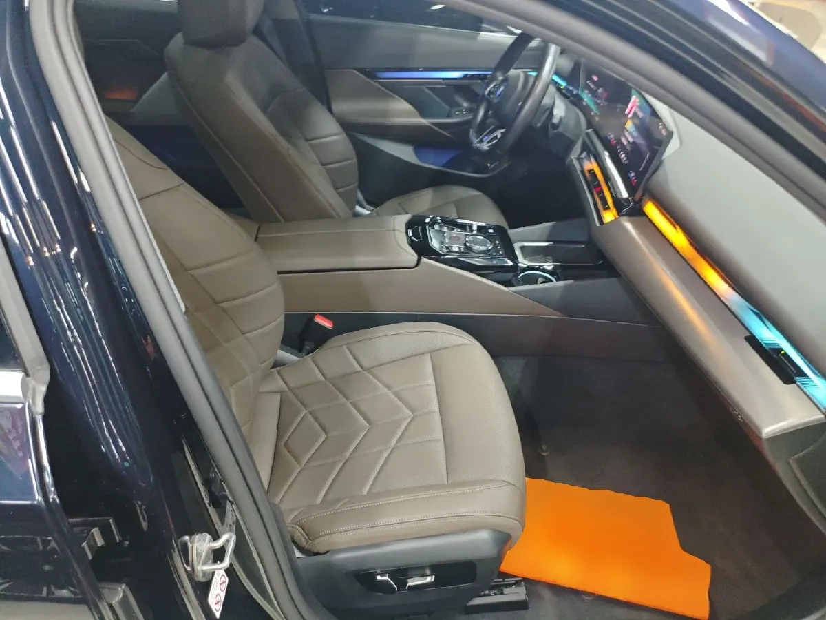 2024 BMW i5 BEV 79.05KWH,autocango,china used car exporter,china ev exporter,chinese used car exporter,chinese used ev exporter