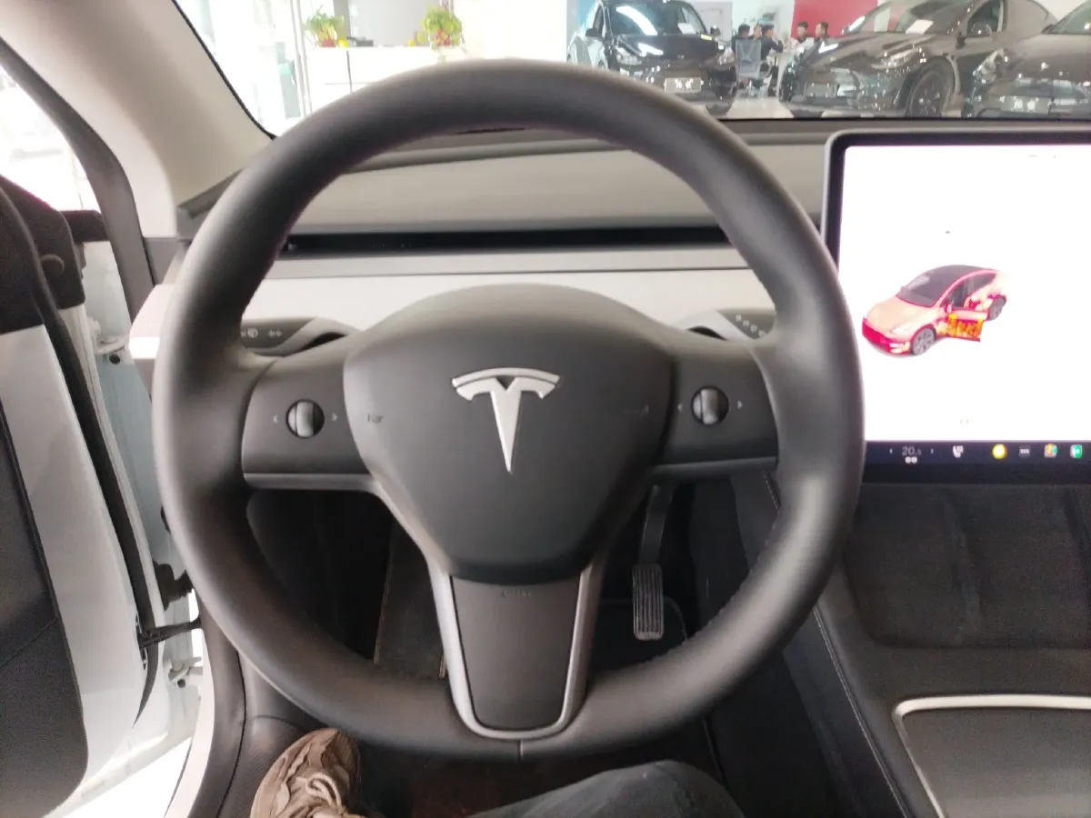2024 Tesla Model Y BEV 60KWH,autocango,china used car exporter,china ev exporter,chinese used car exporter,chinese used ev exporter
