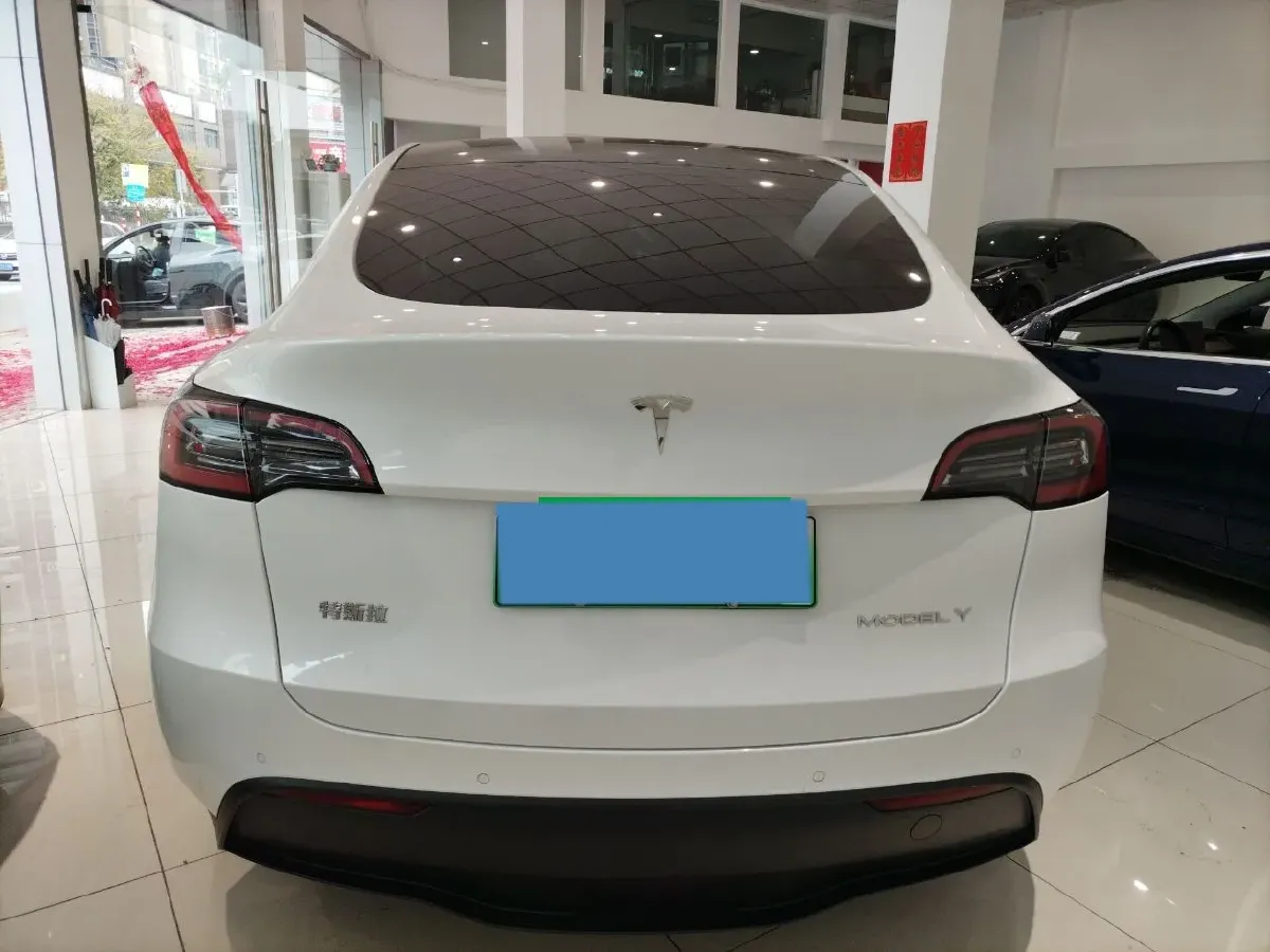 2024 Tesla Model Y BEV 60KWH,autocango,china used car exporter,china ev exporter,chinese used car exporter,chinese used ev exporter